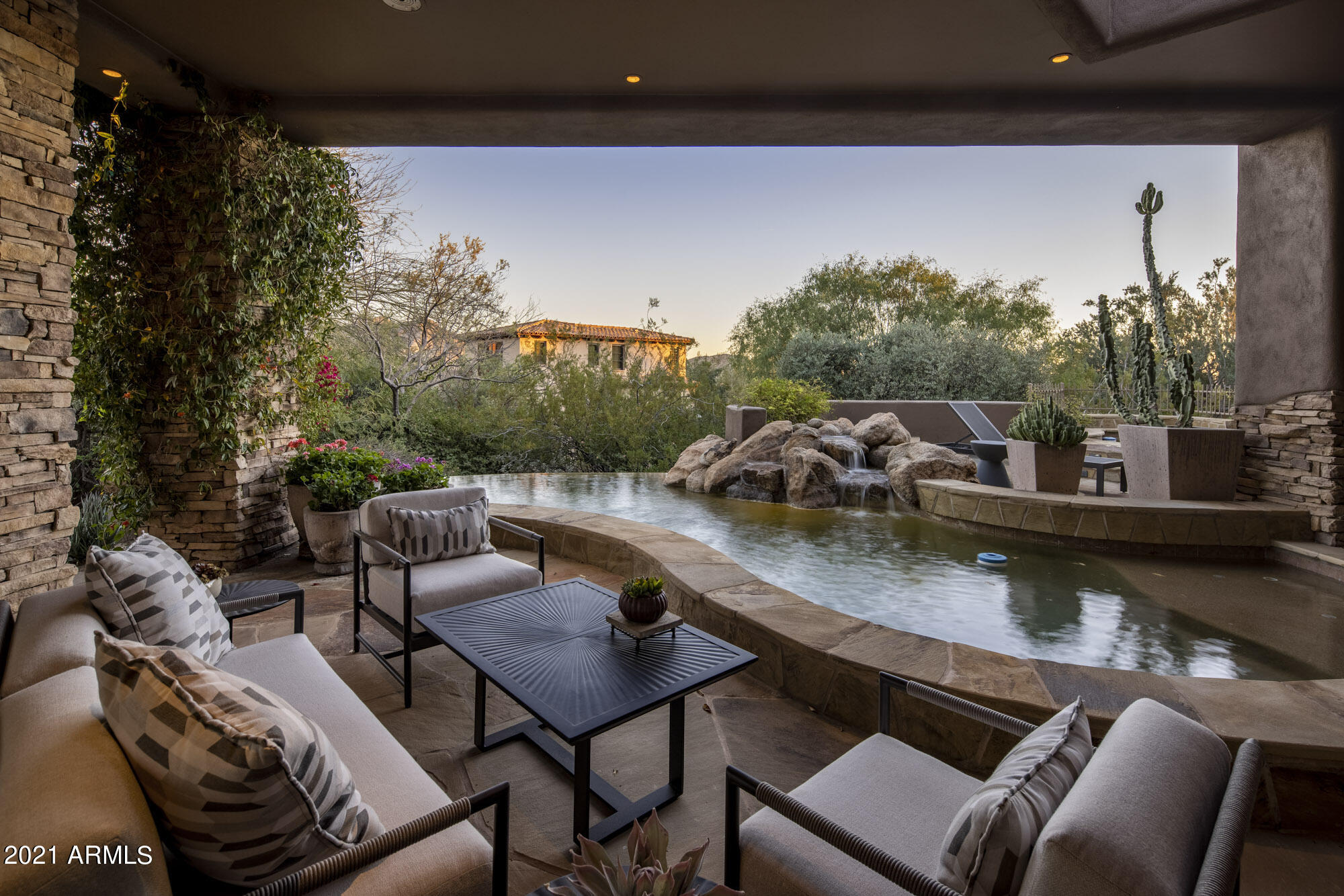 DESERT HIGHLANDS - Residential