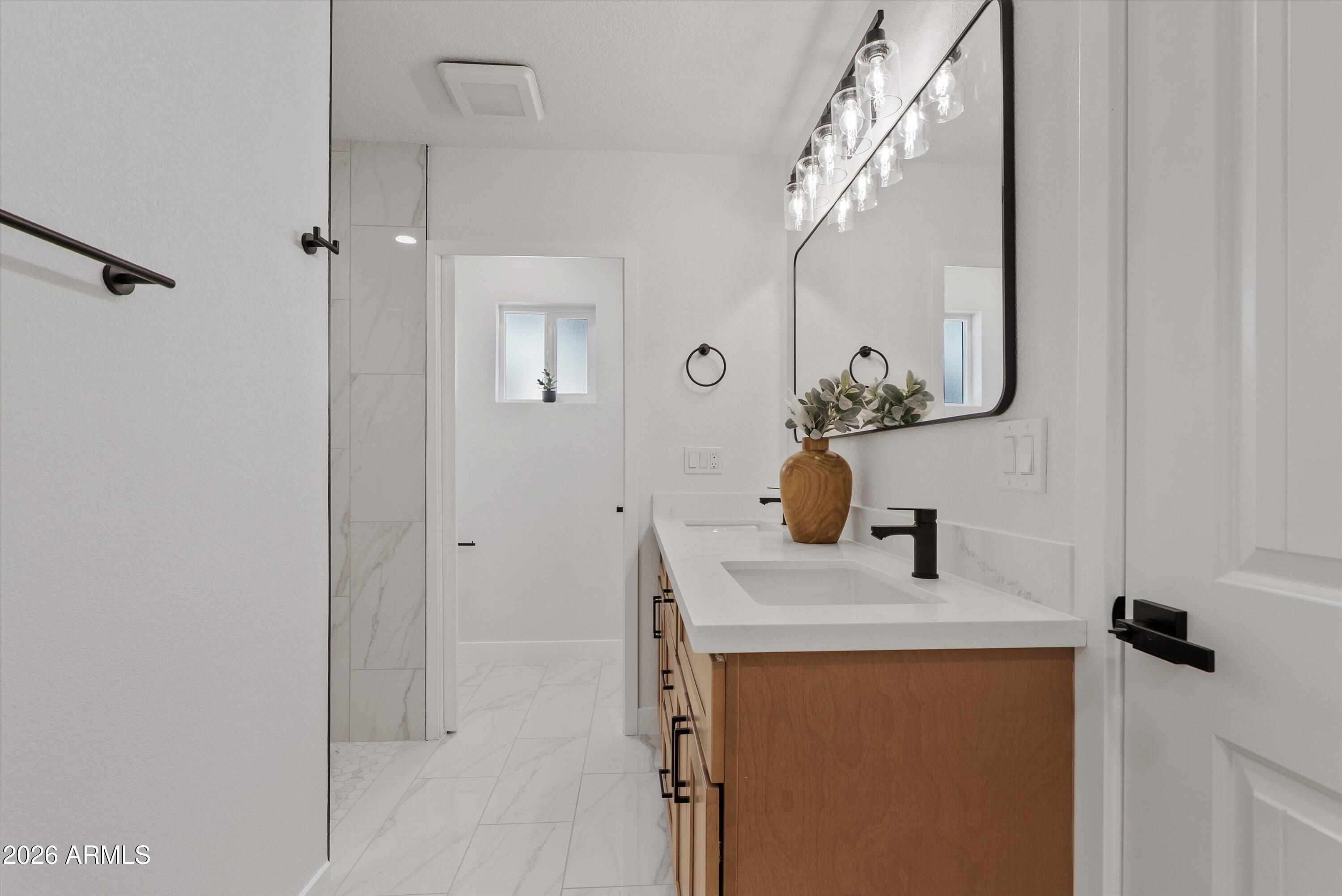 HORIZONS WEST - Residential