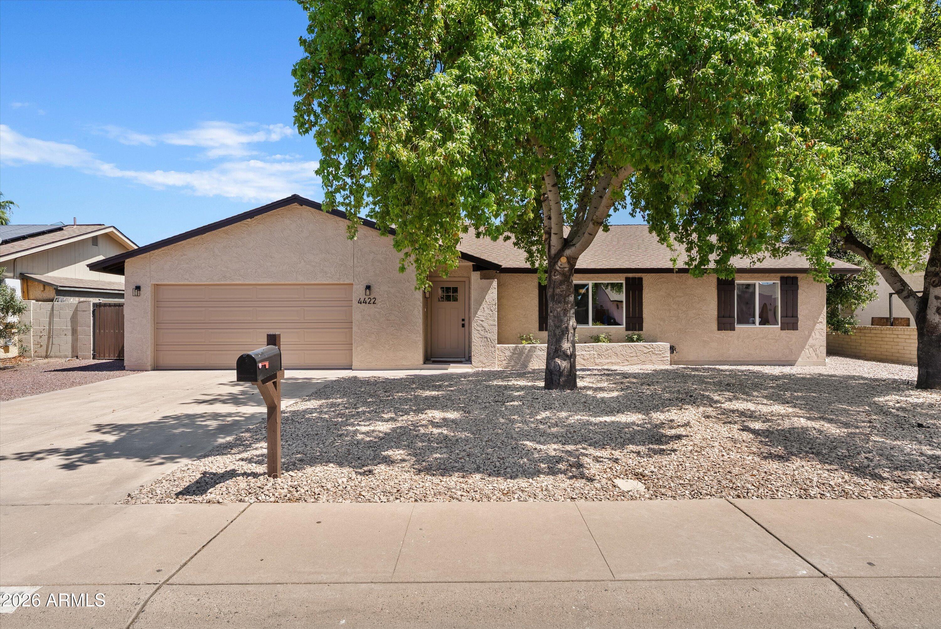 HORIZONS WEST - Residential