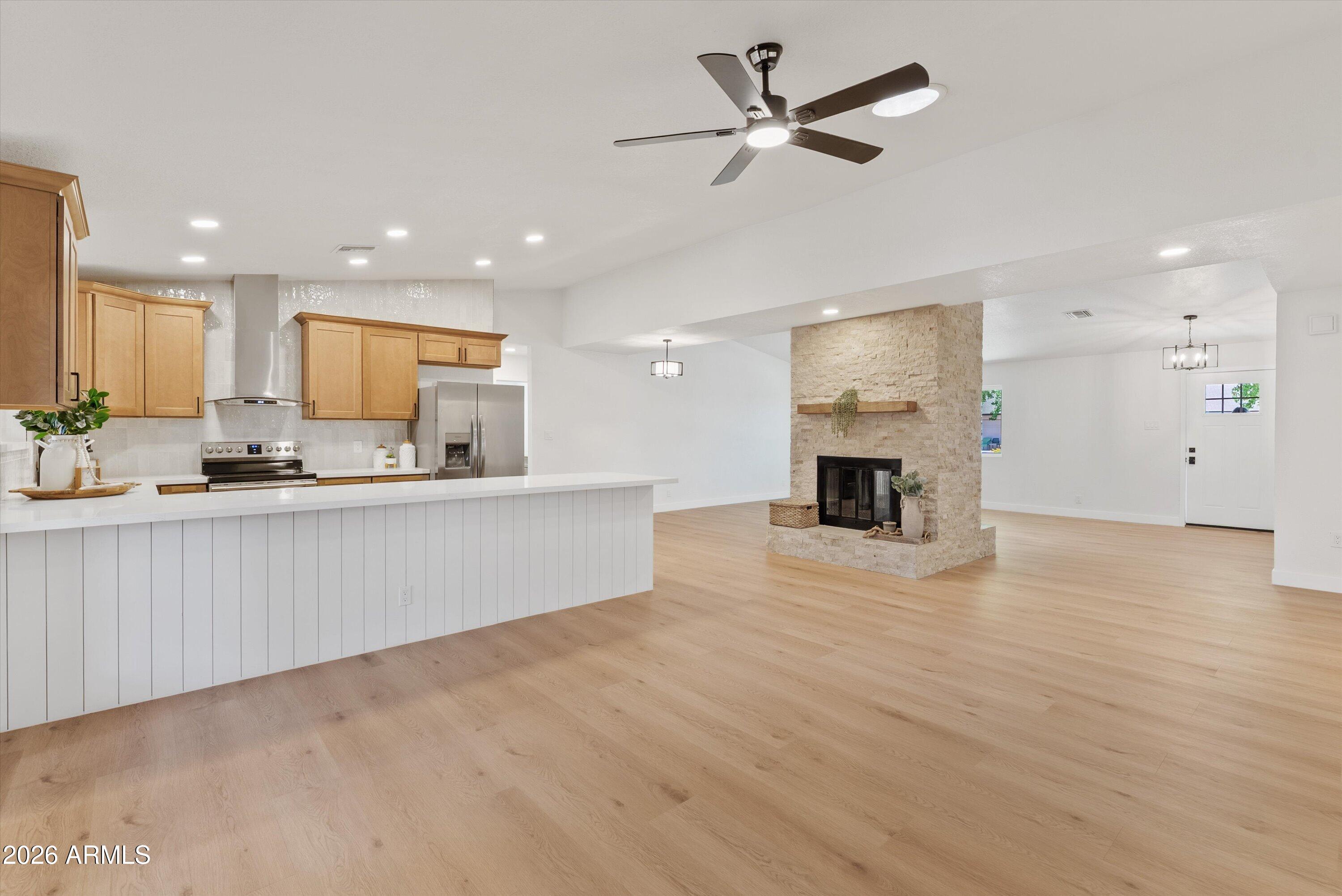 HORIZONS WEST - Residential