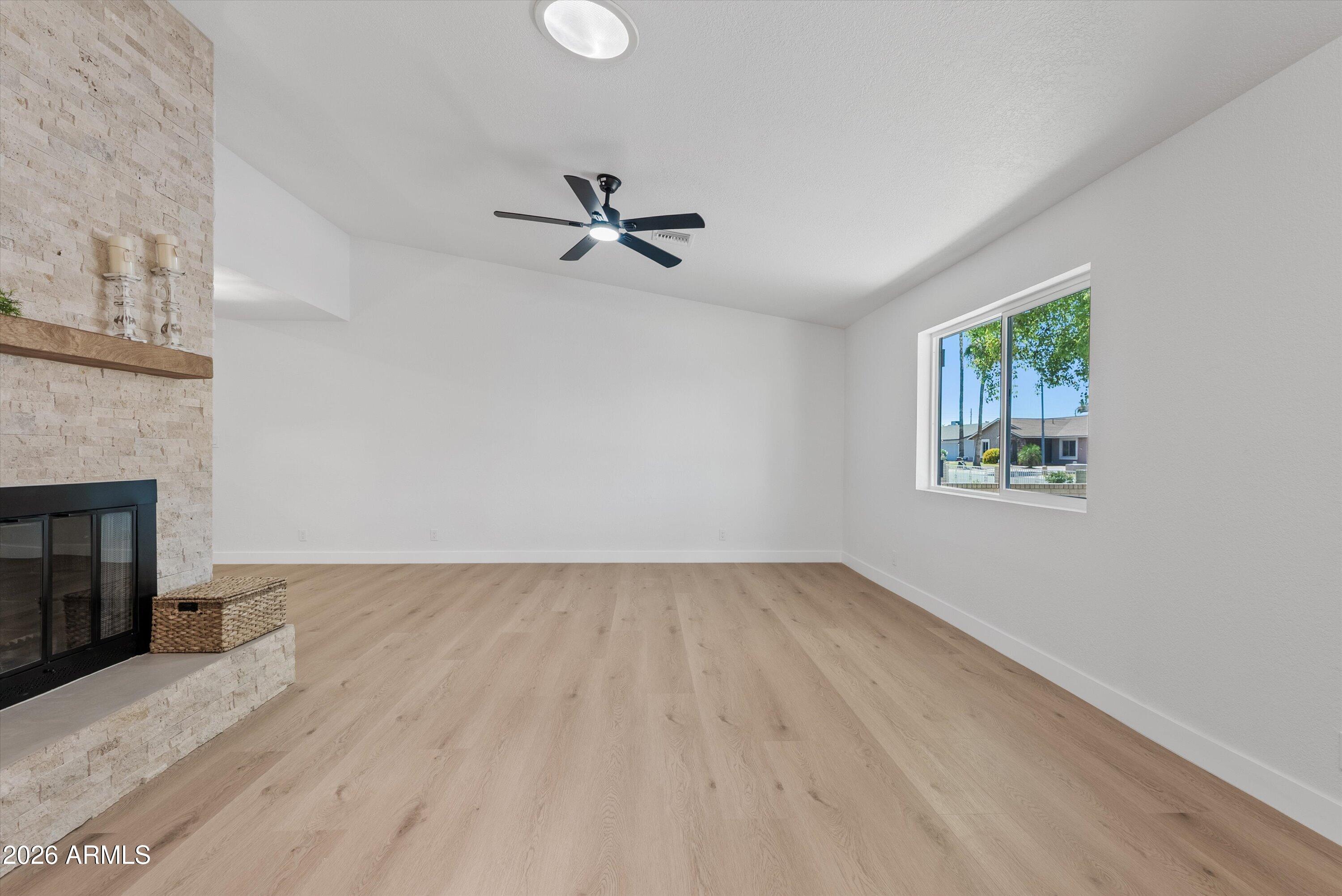HORIZONS WEST - Residential