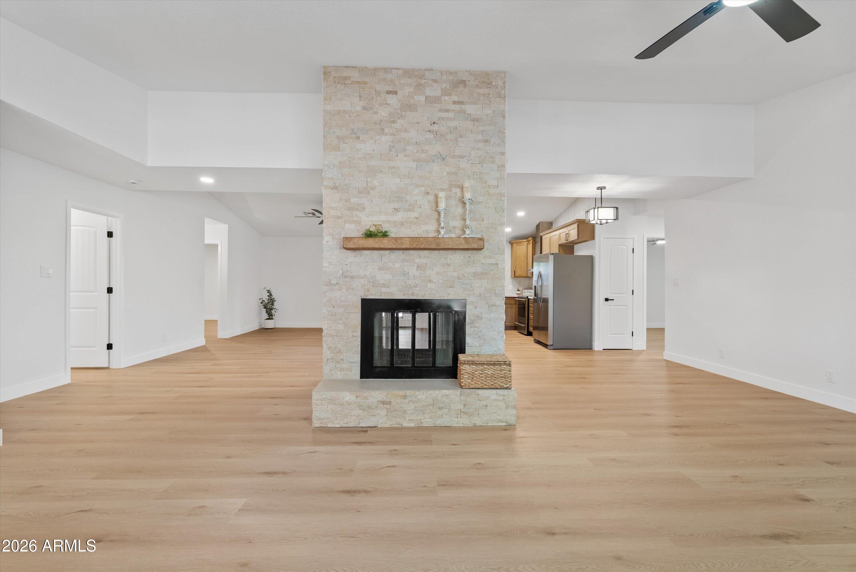 HORIZONS WEST - Residential