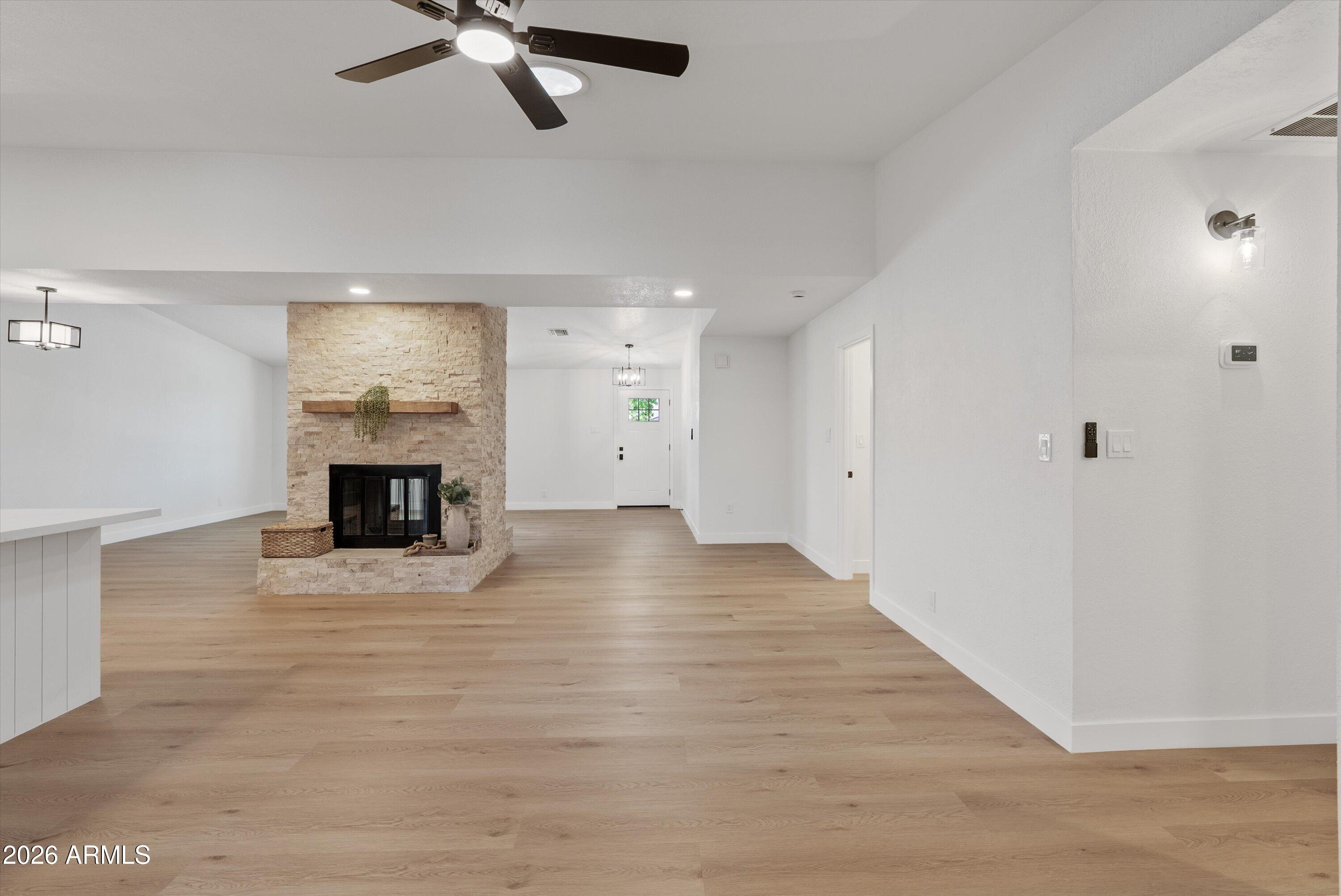 HORIZONS WEST - Residential