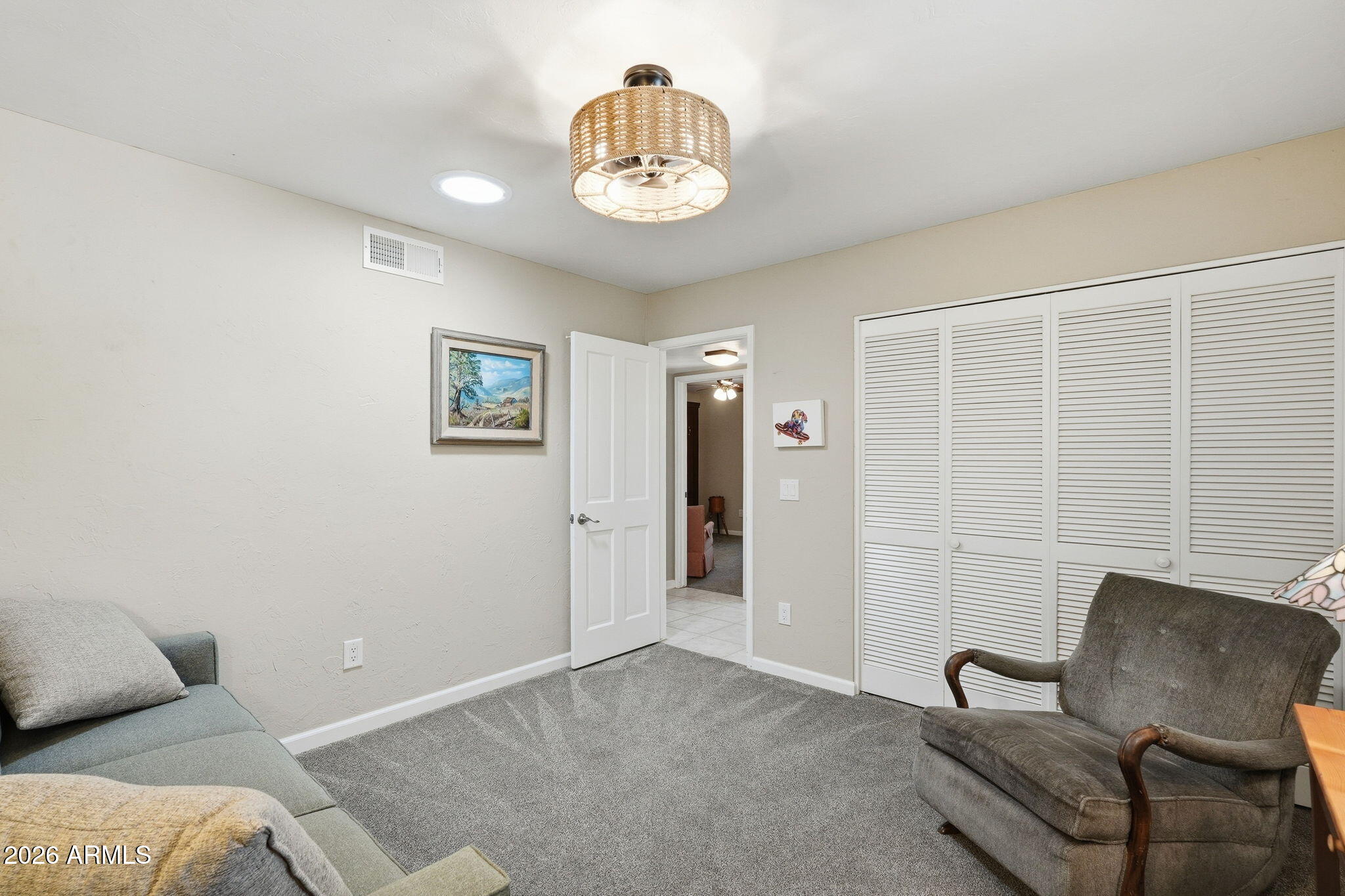 SANTO TOMAS UNIT 6 - Residential