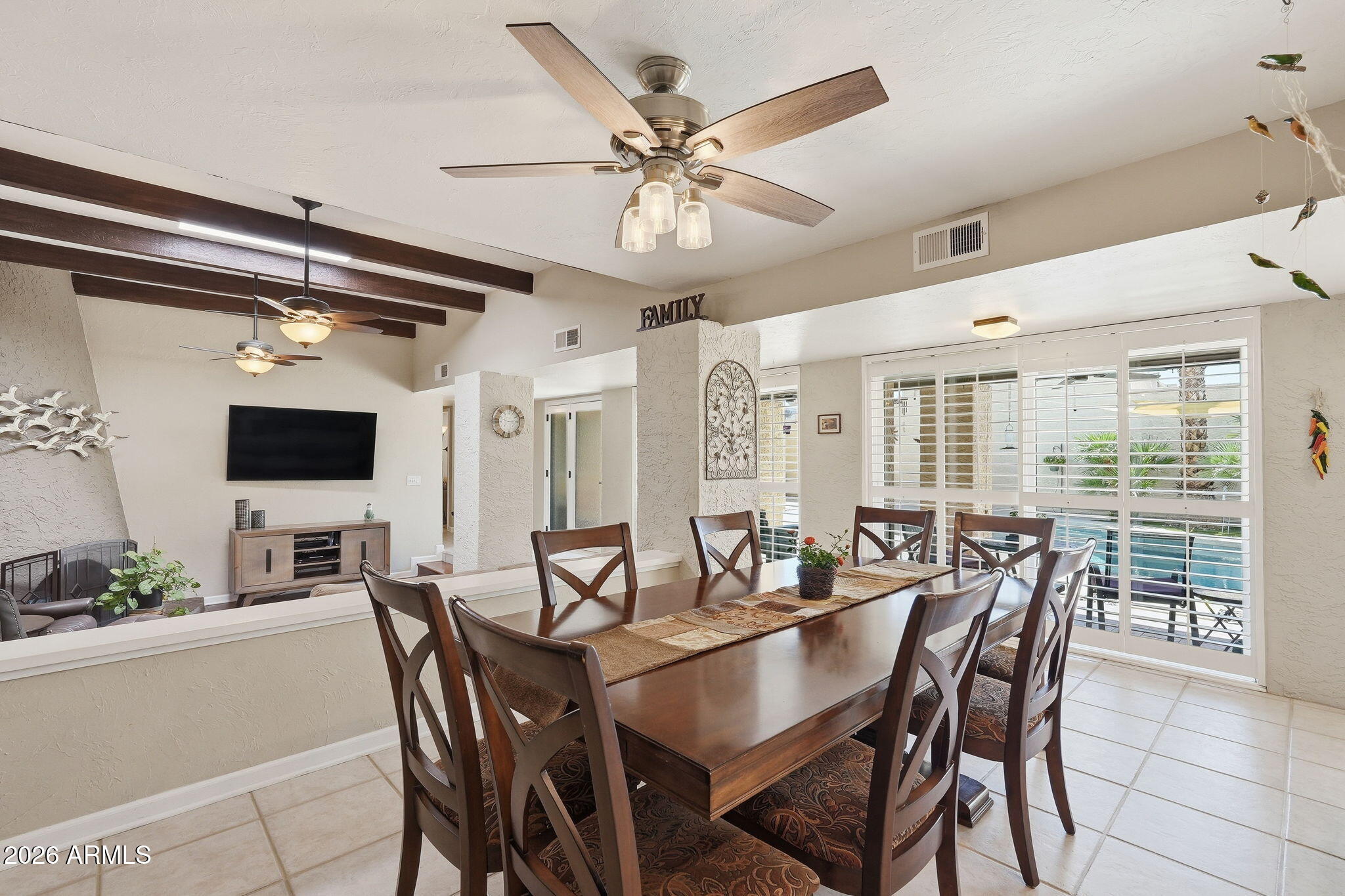 SANTO TOMAS UNIT 6 - Residential
