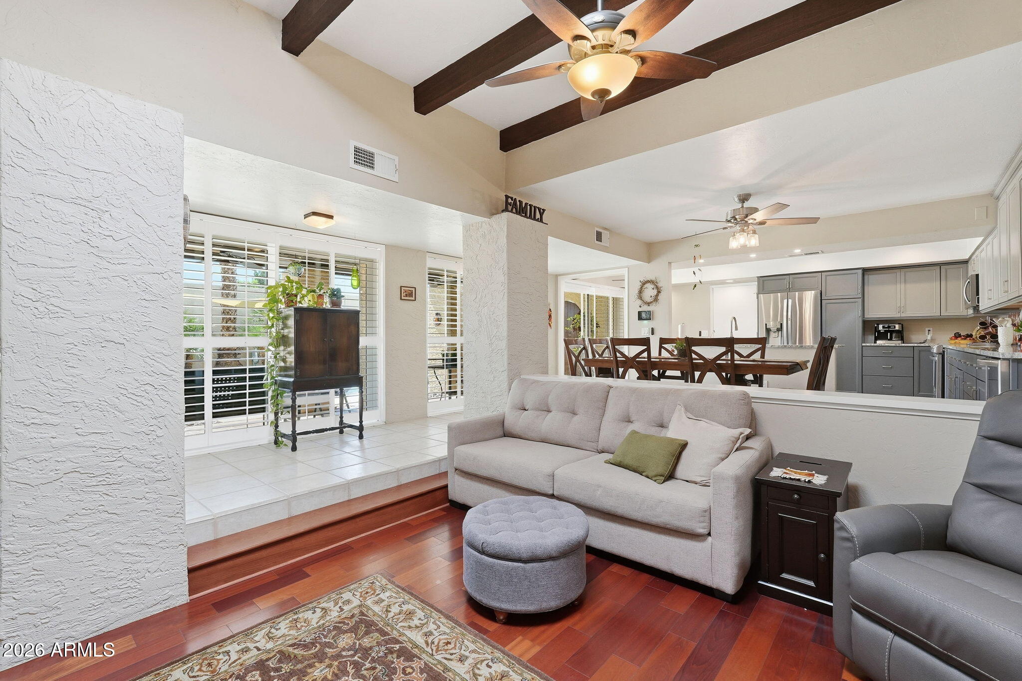 SANTO TOMAS UNIT 6 - Residential