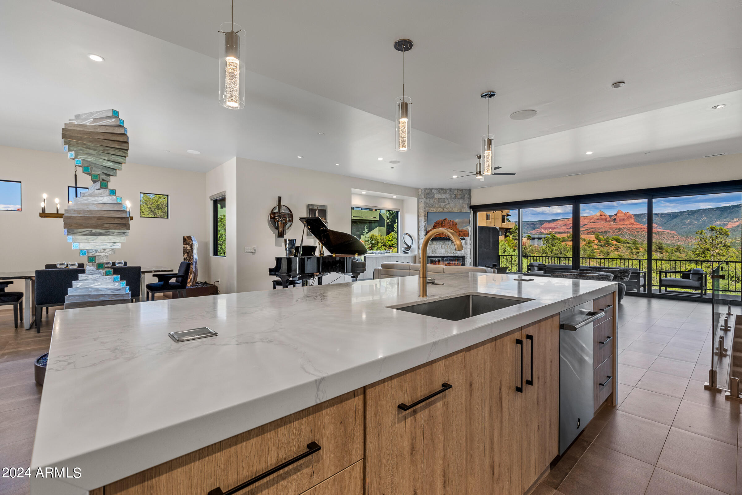 CASA CONTENTA - Residential