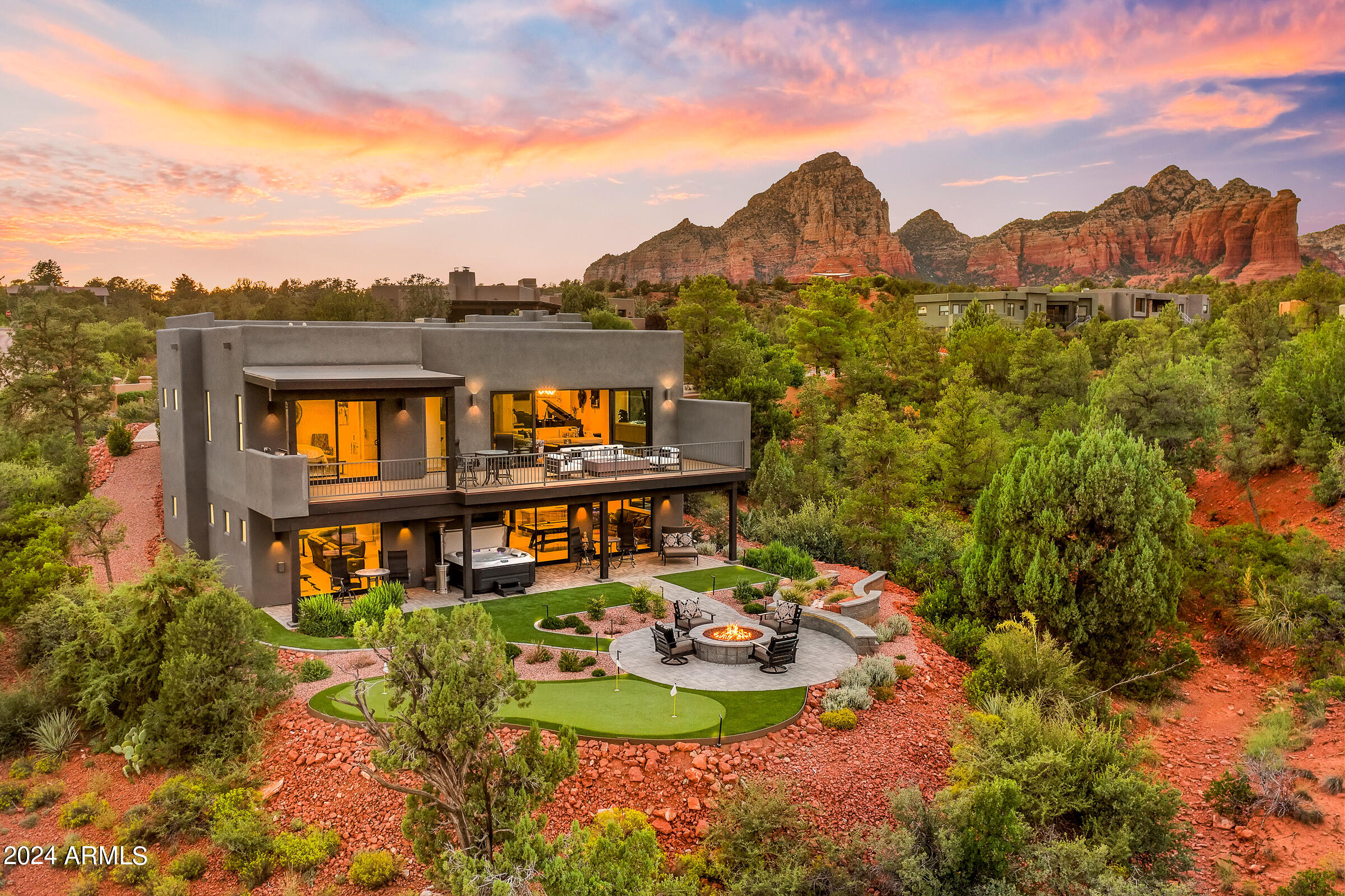 CASA CONTENTA - Residential