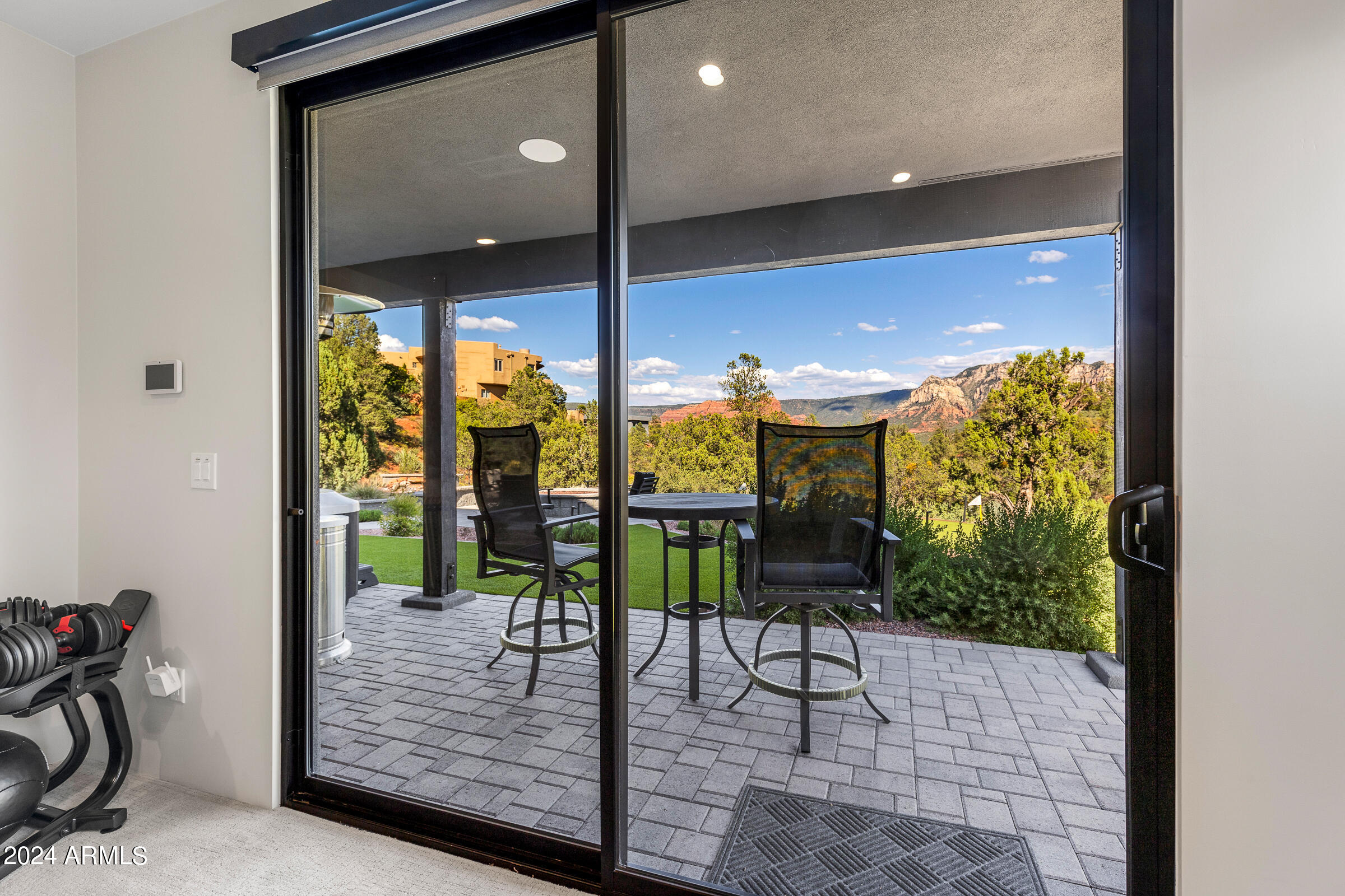 CASA CONTENTA - Residential