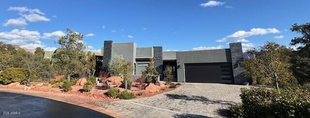 CASA CONTENTA - Residential