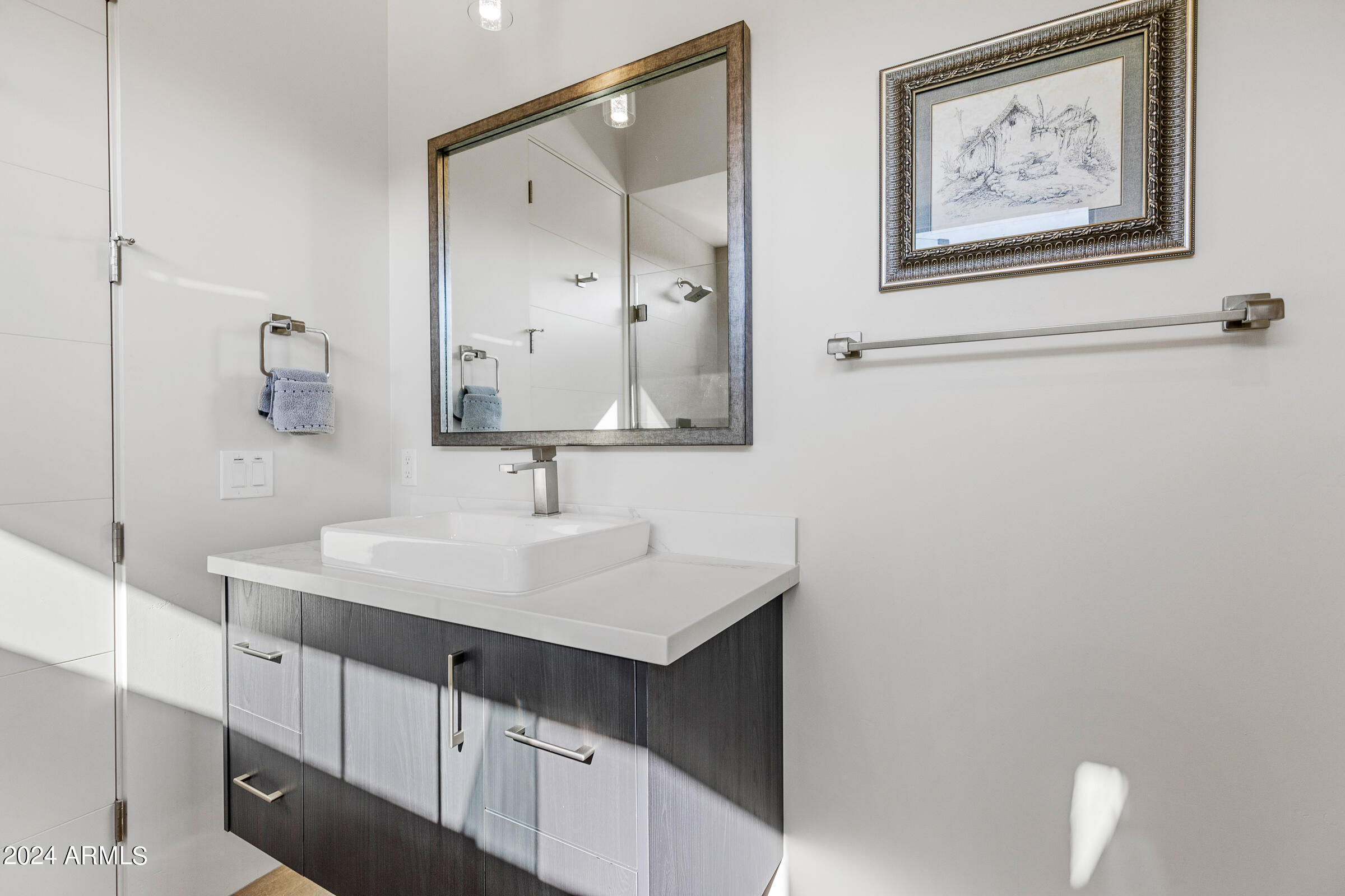 CASA CONTENTA - Residential