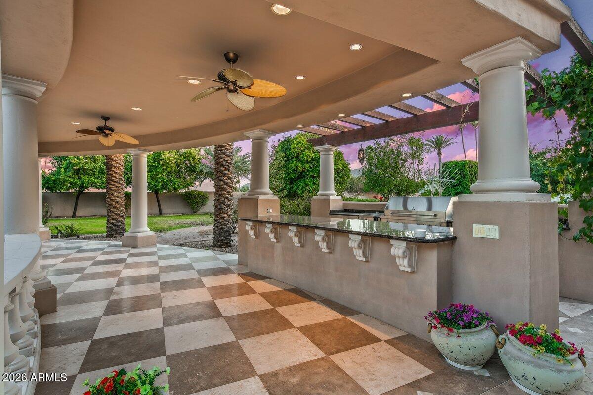 CUTAIAS ACRES - Residential