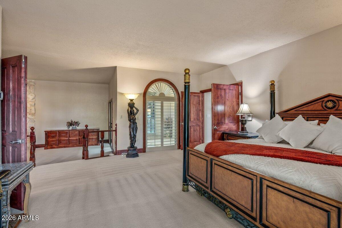 CUTAIAS ACRES - Residential