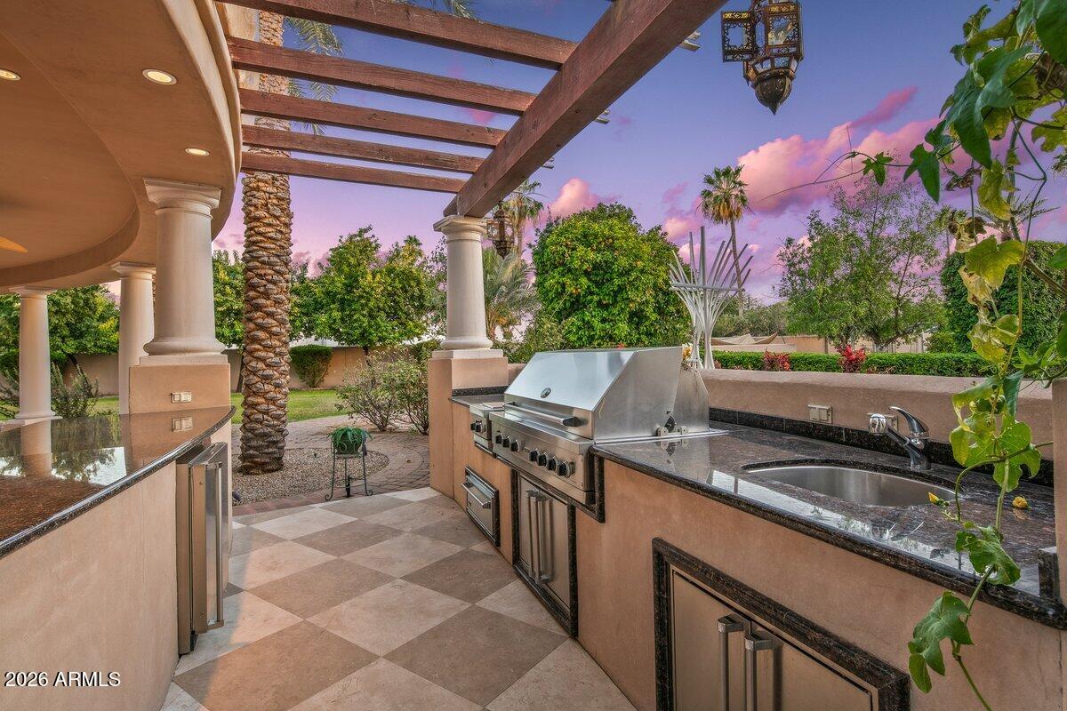 CUTAIAS ACRES - Residential