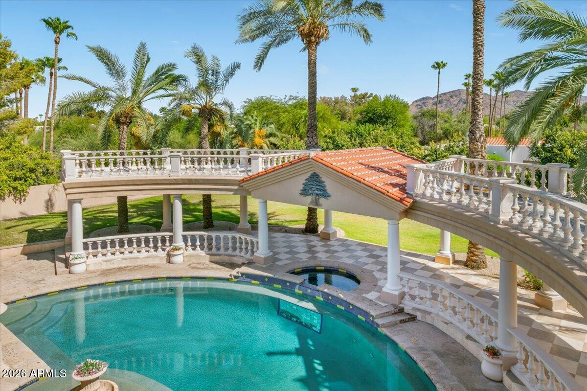 CUTAIAS ACRES - Residential
