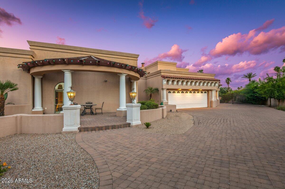 CUTAIAS ACRES - Residential