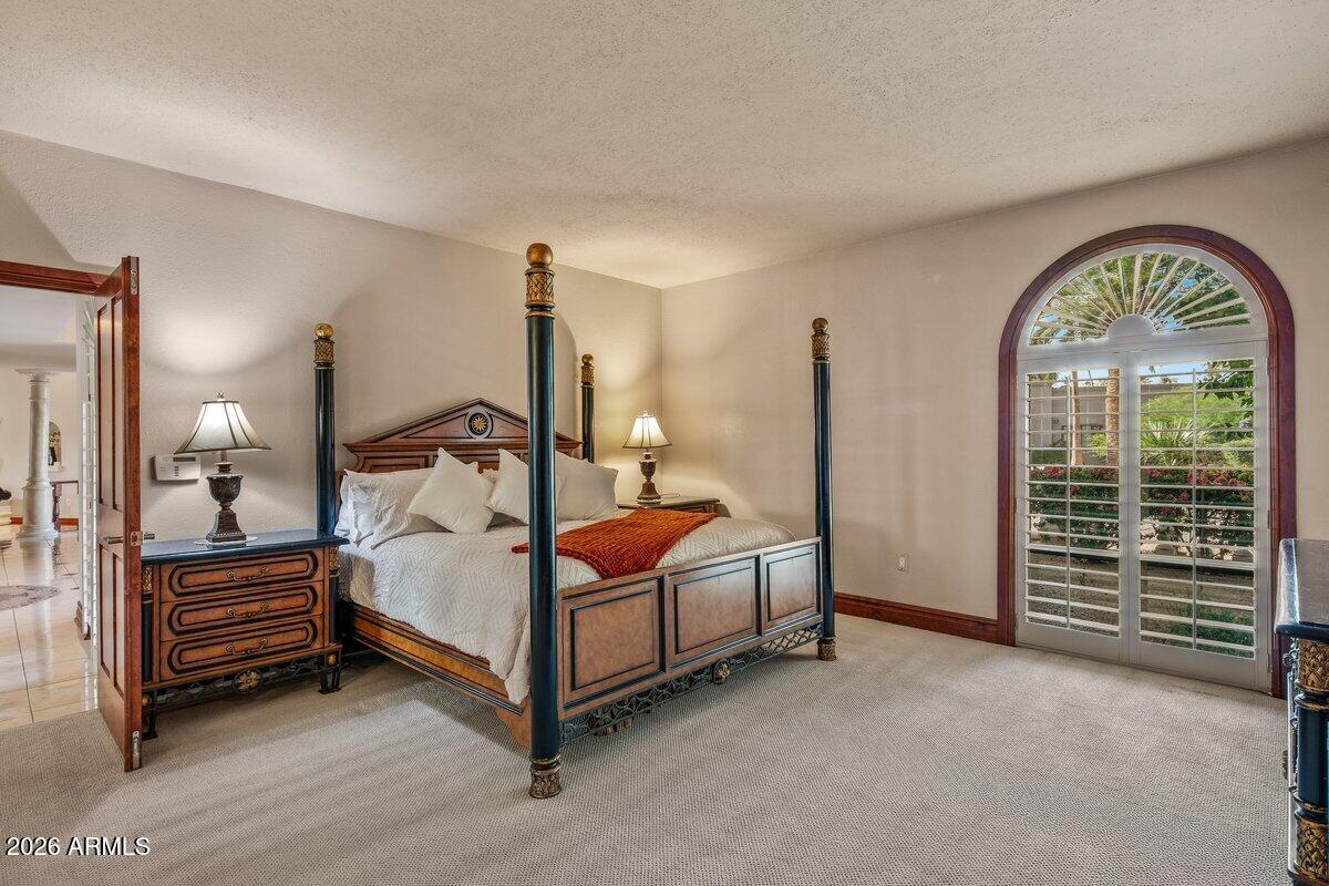 CUTAIAS ACRES - Residential