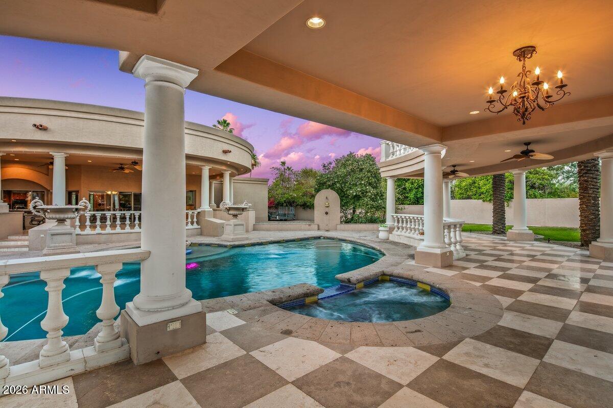 CUTAIAS ACRES - Residential
