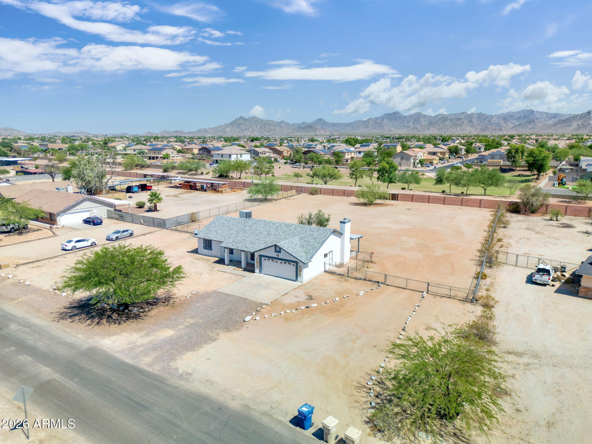 PHOENIX SKYLINE WEST ONE - Residential