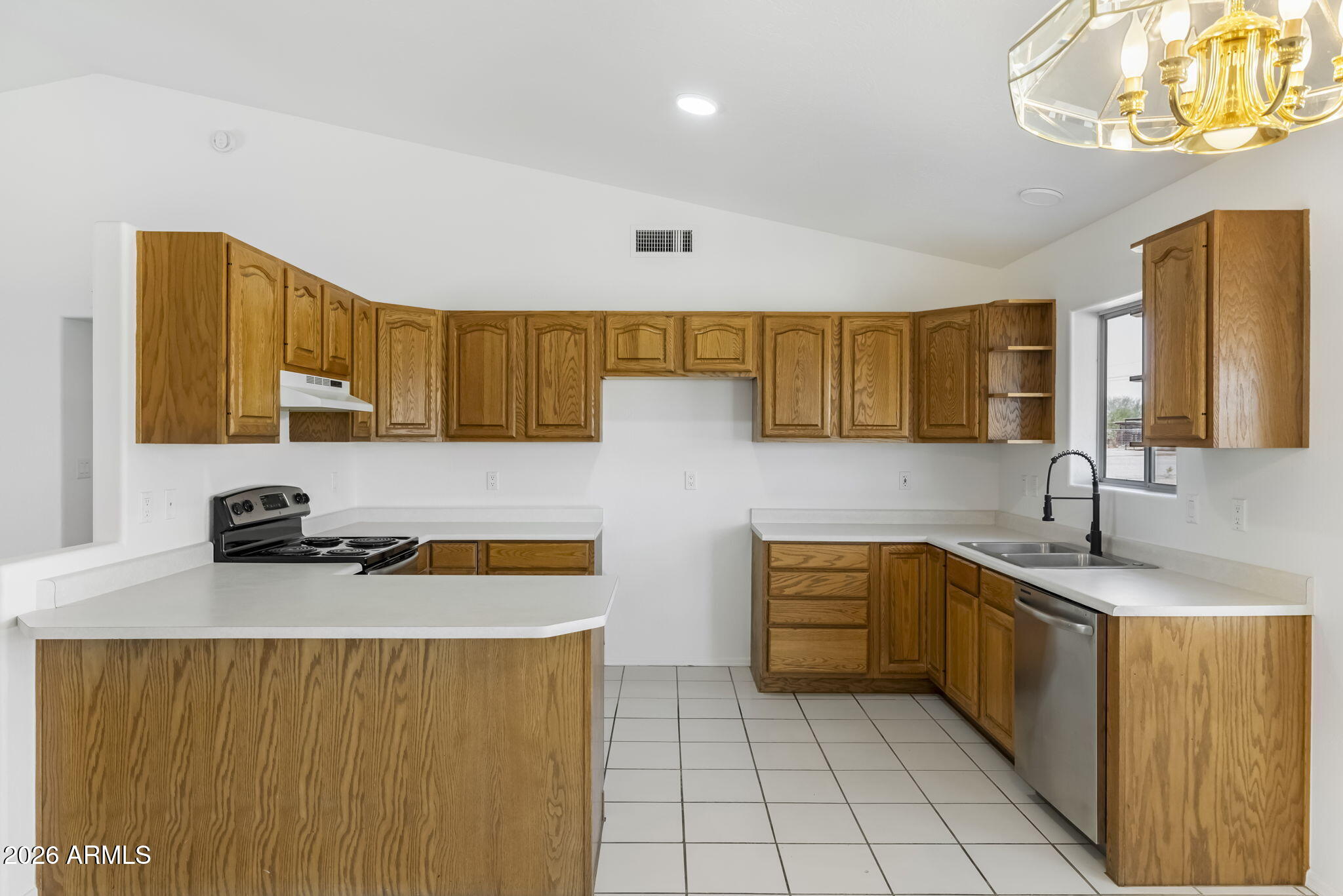 PHOENIX SKYLINE WEST ONE - Residential