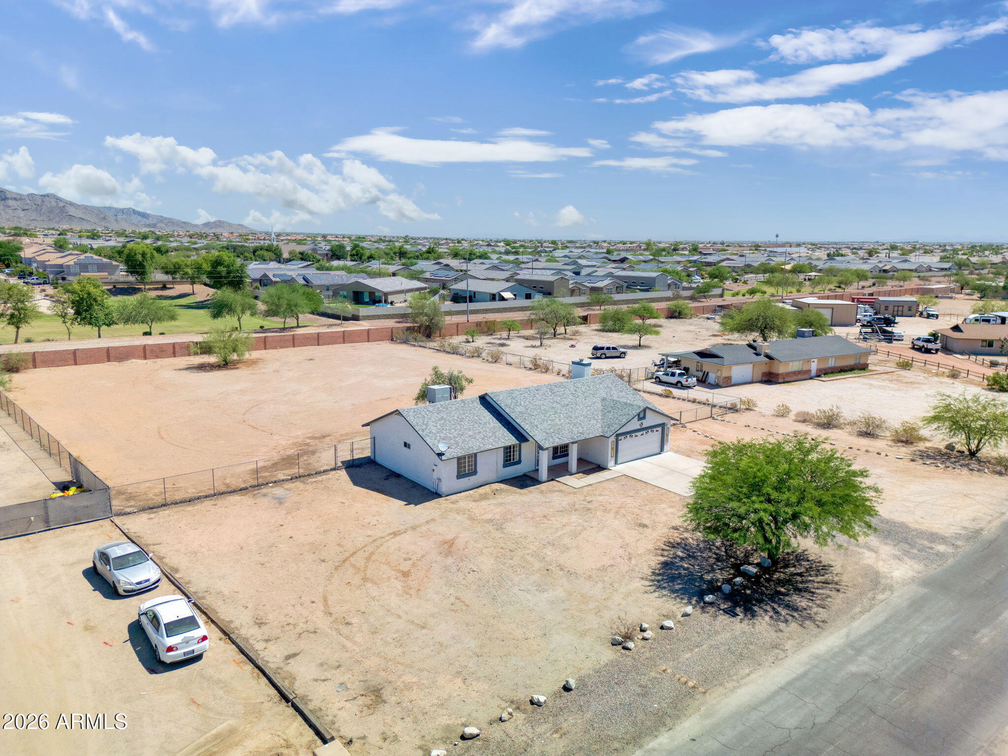 PHOENIX SKYLINE WEST ONE - Residential