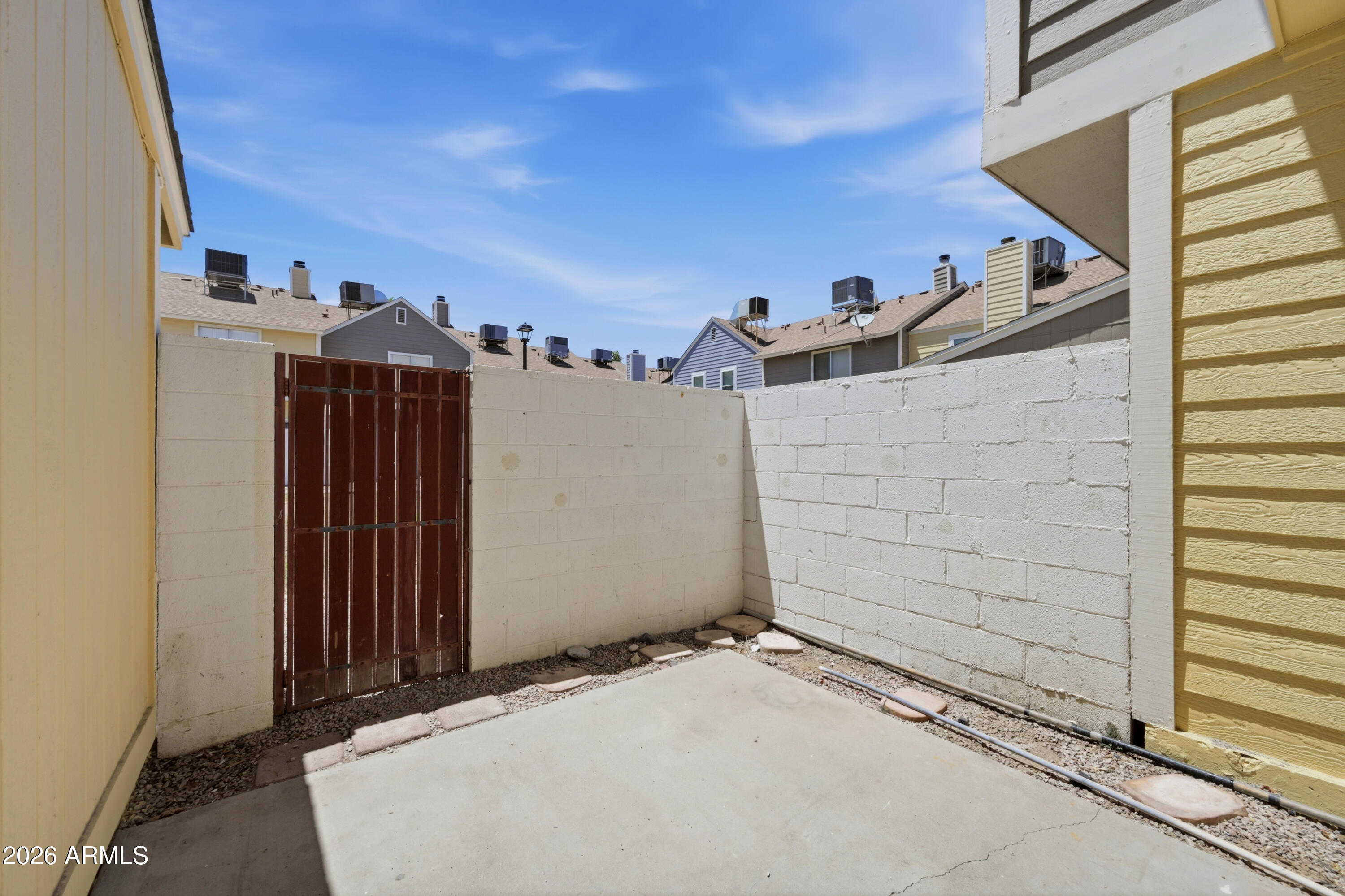 SUNSTONE - Residential
