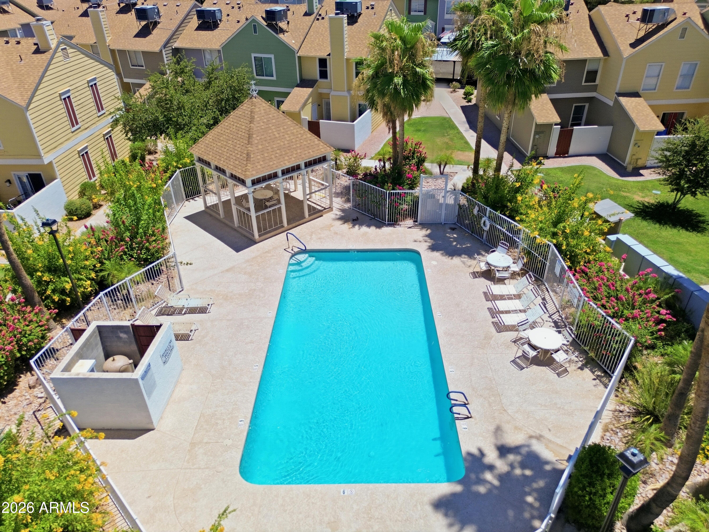 SUNSTONE - Residential