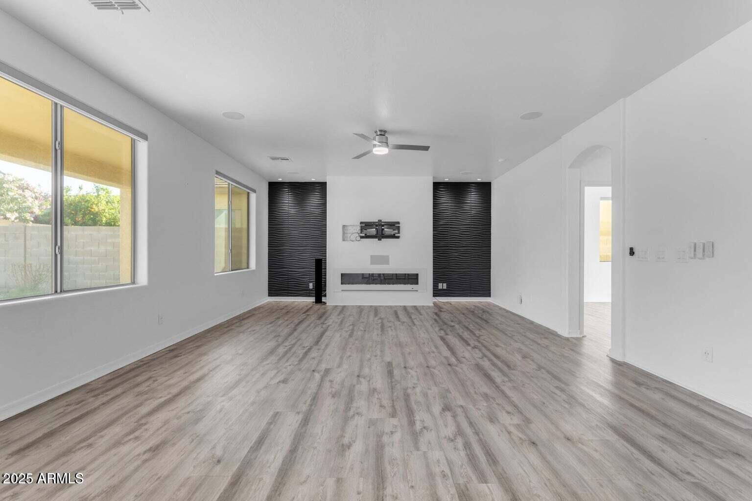 SAN TAN HEIGHTS PARCEL J - Residential Lease