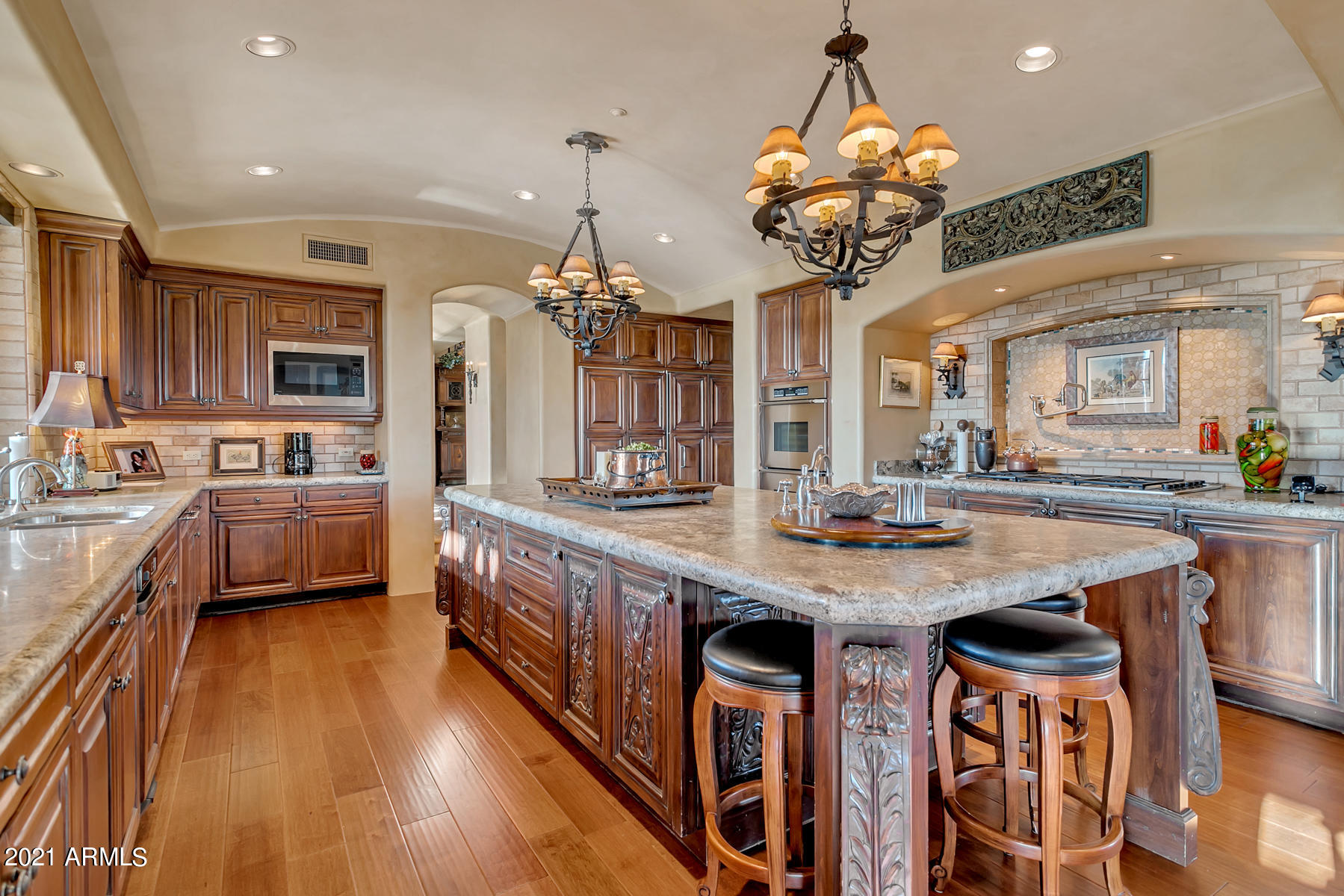 DESERT MOUNTAIN - Residential