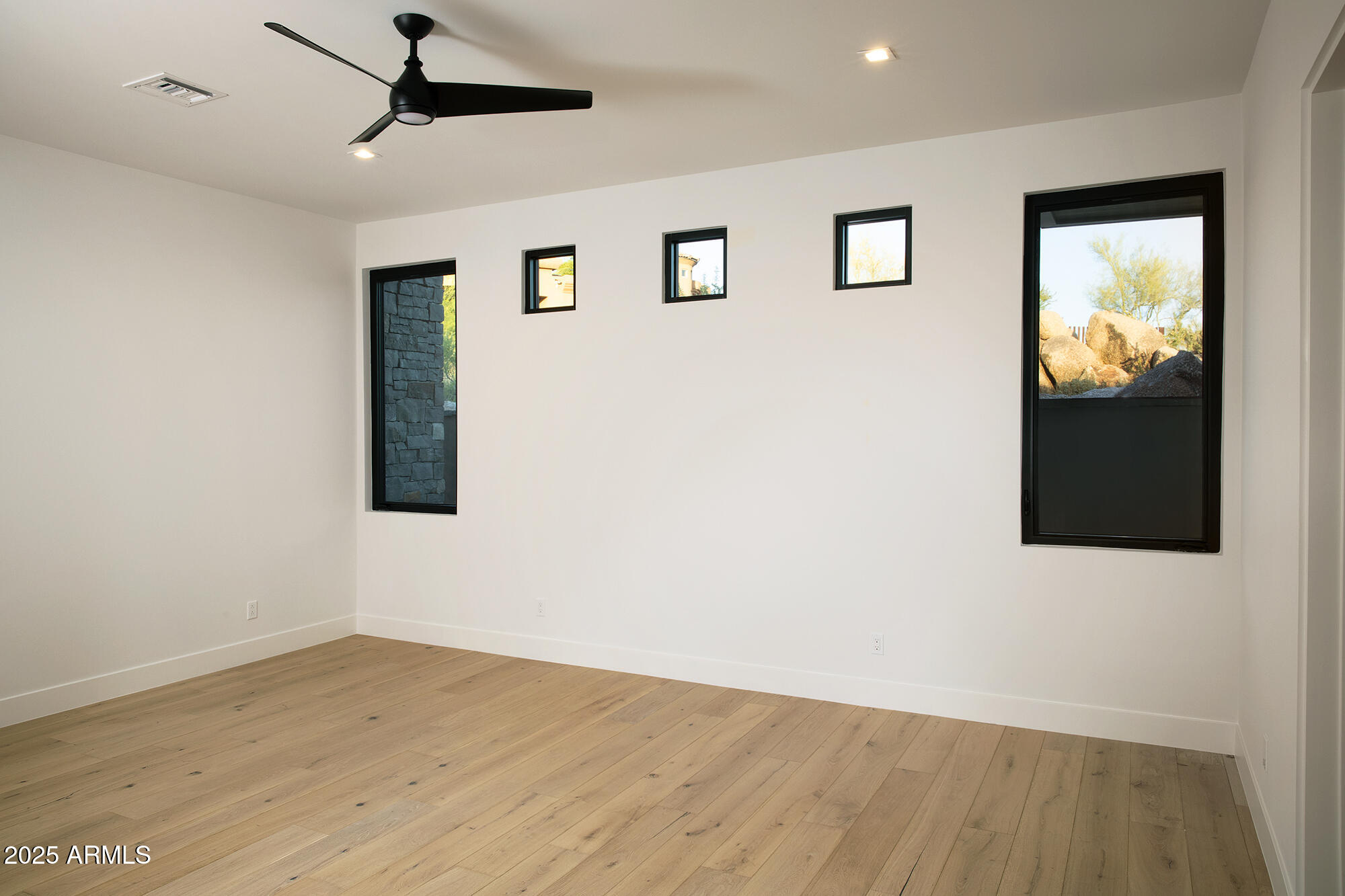TROON TALUS - Residential