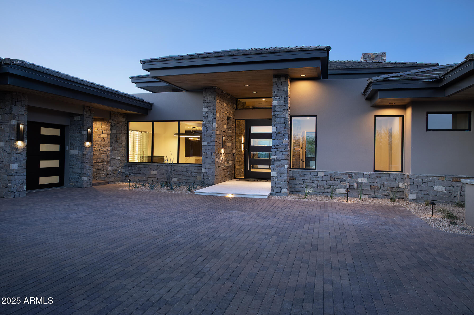 TROON TALUS - Residential