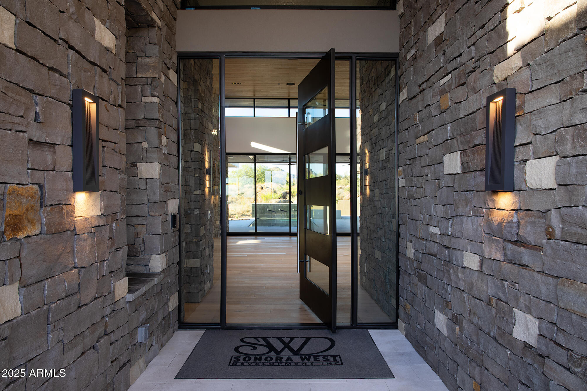 TROON TALUS - Residential