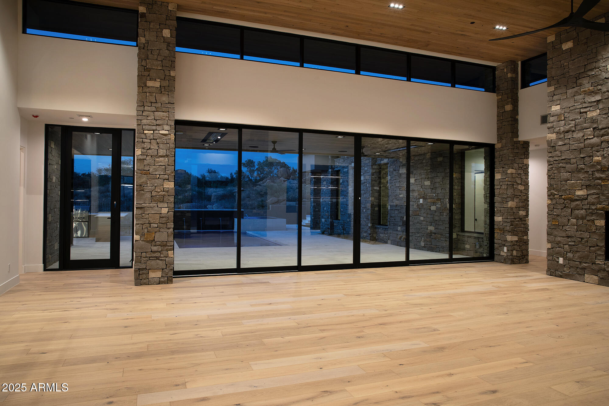 TROON TALUS - Residential