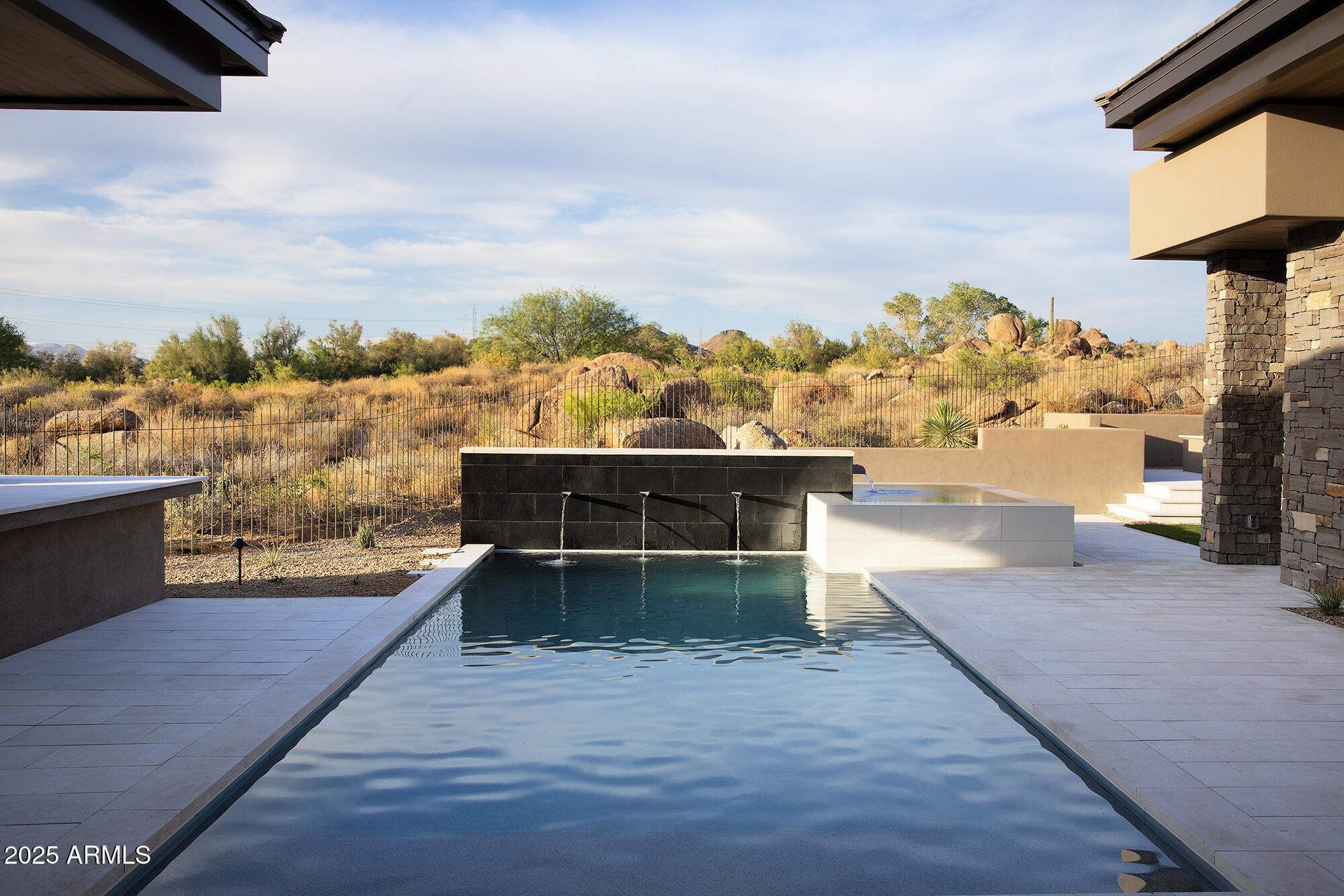 TROON TALUS - Residential