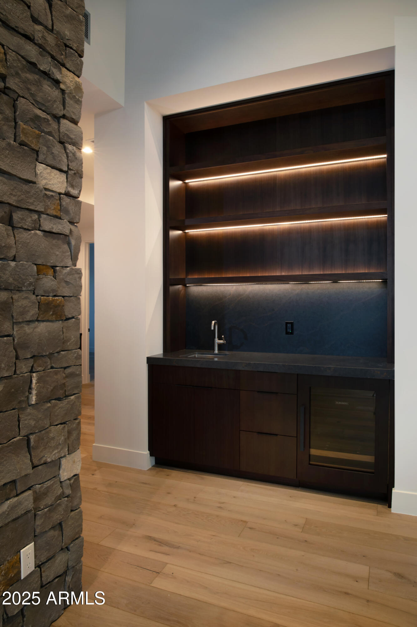 TROON TALUS - Residential