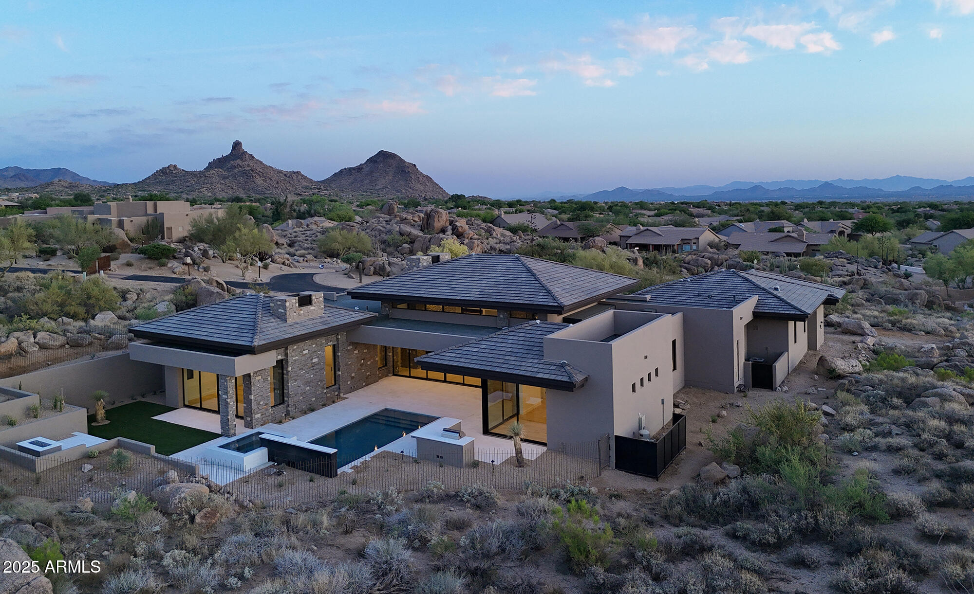 TROON TALUS - Residential