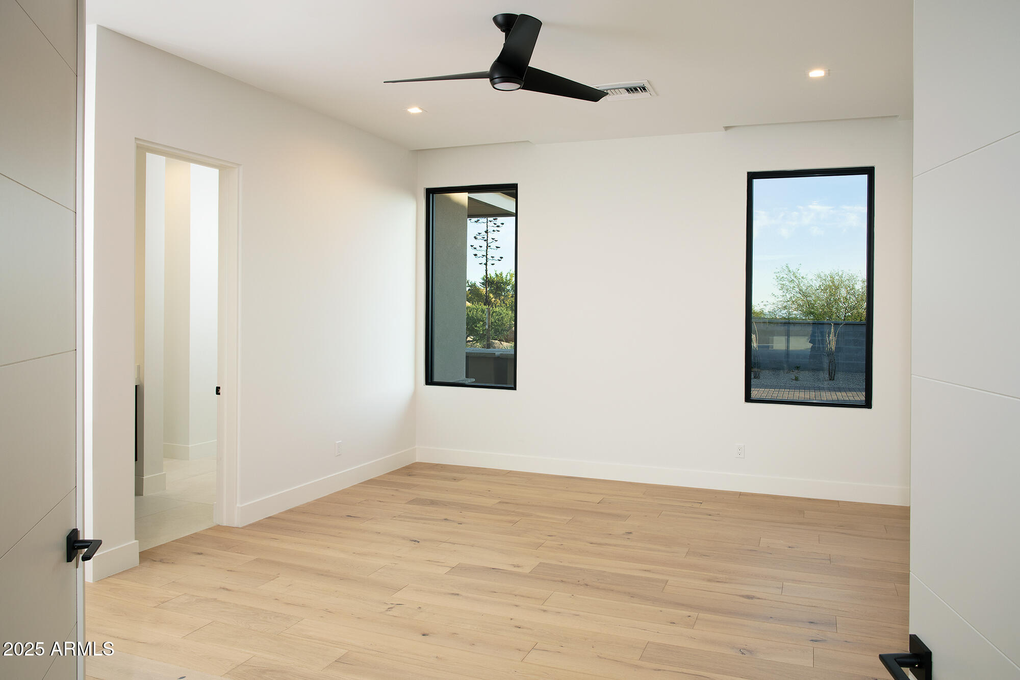 TROON TALUS - Residential