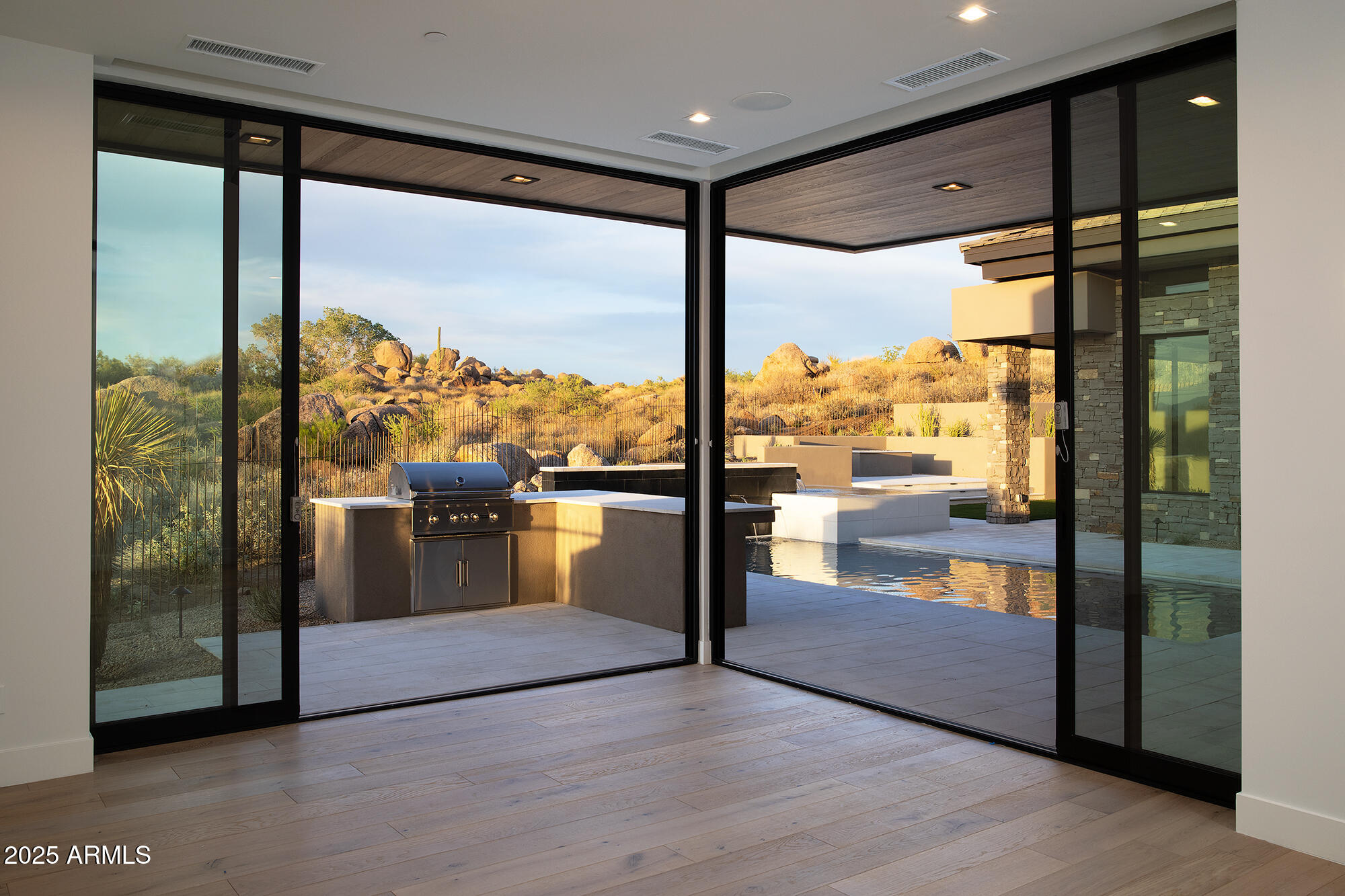 TROON TALUS - Residential