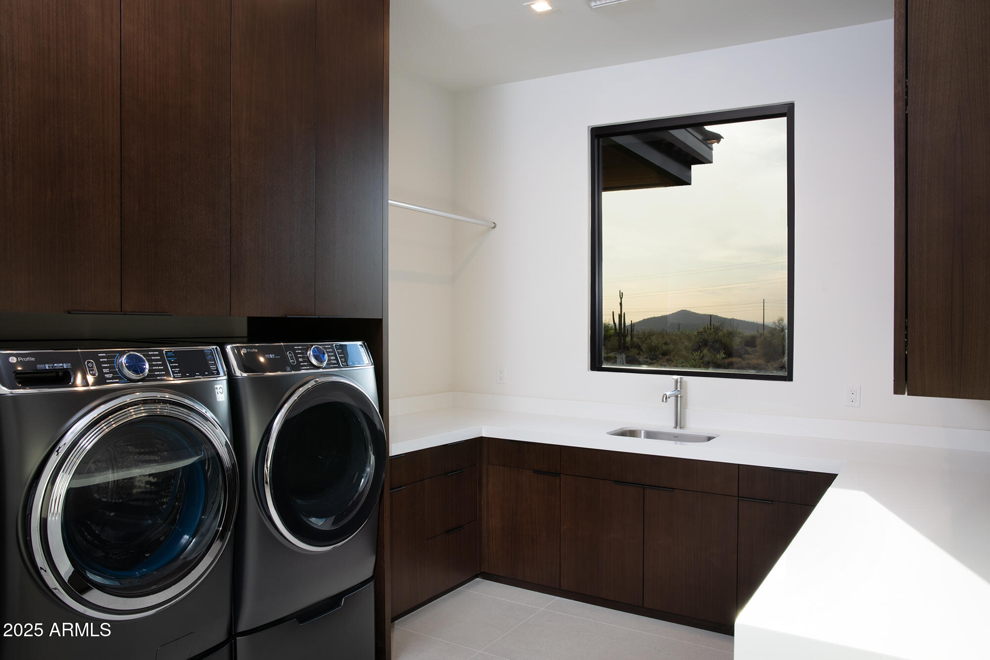 TROON TALUS - Residential