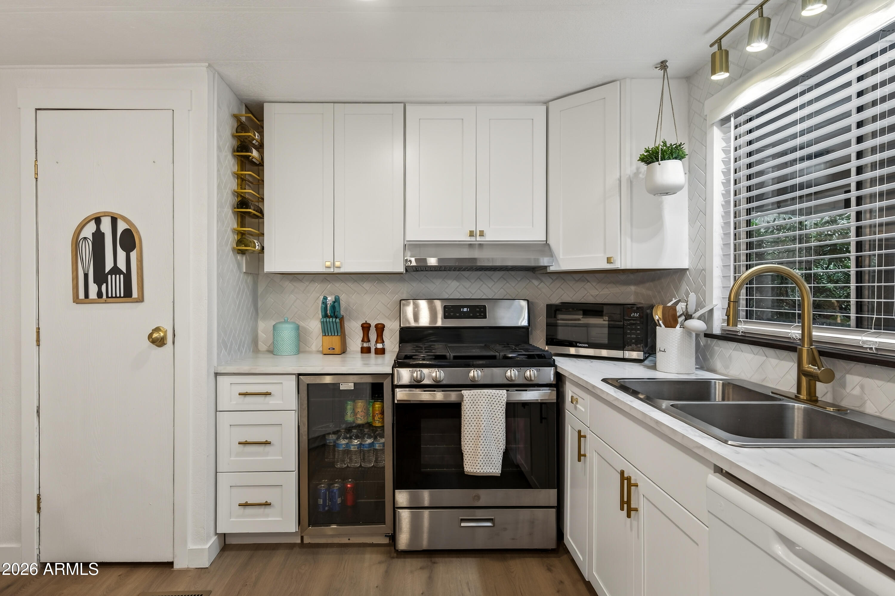 HARMONY KNOLLS - Residential