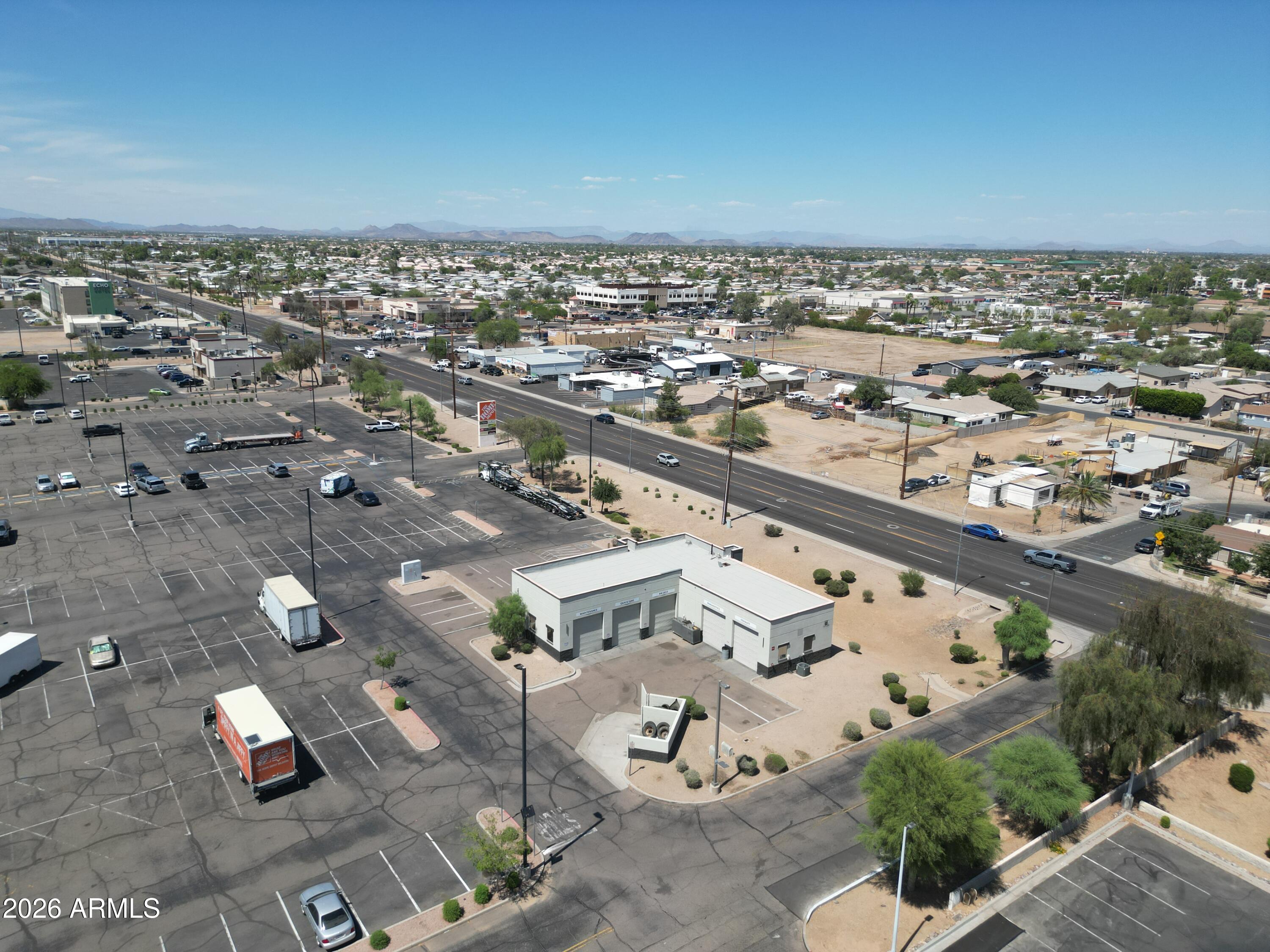 HOME DEPOT CENTER - Commercial Lease