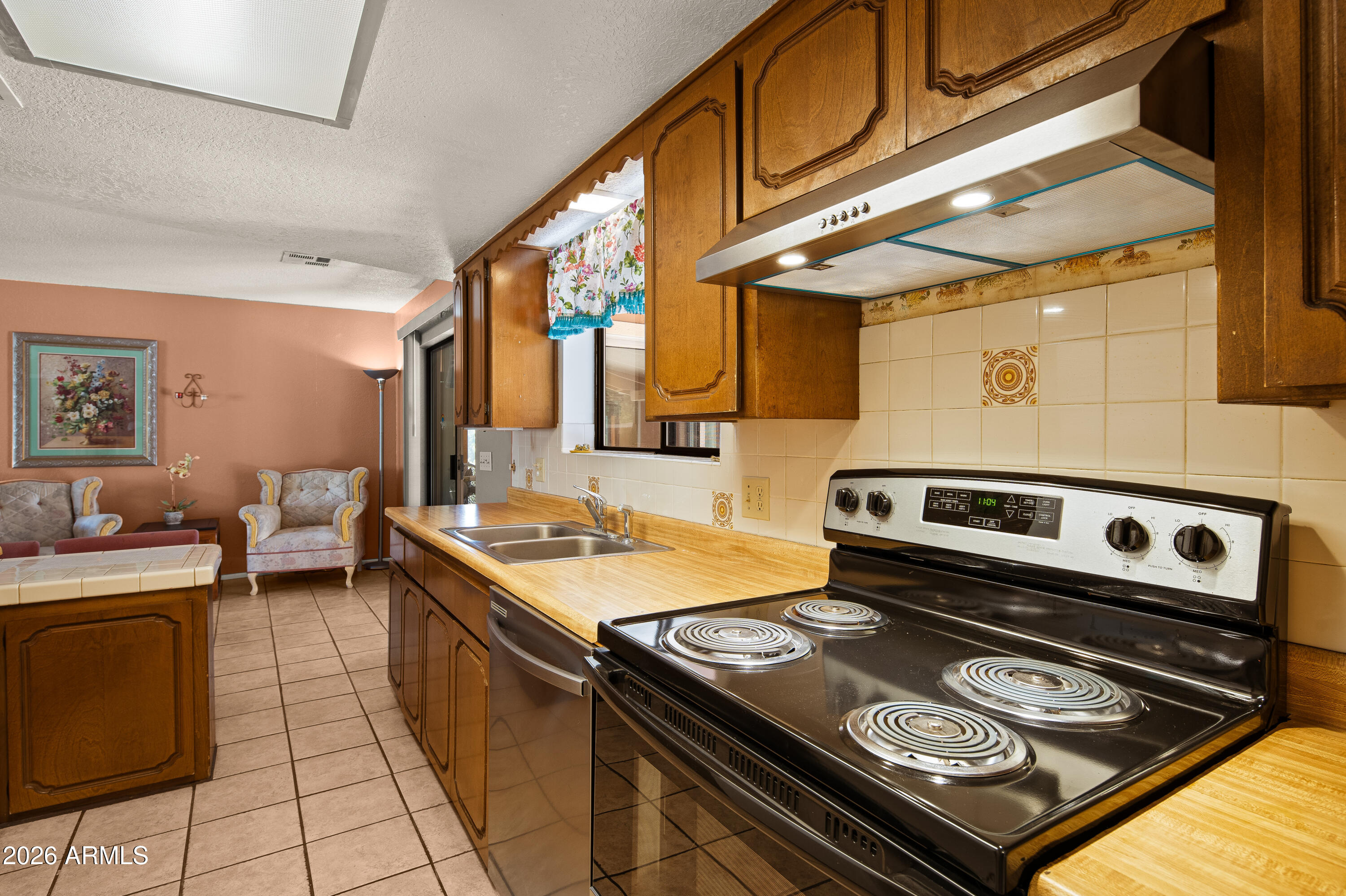 VERDE VILLAGE UNIT 5 - Residential