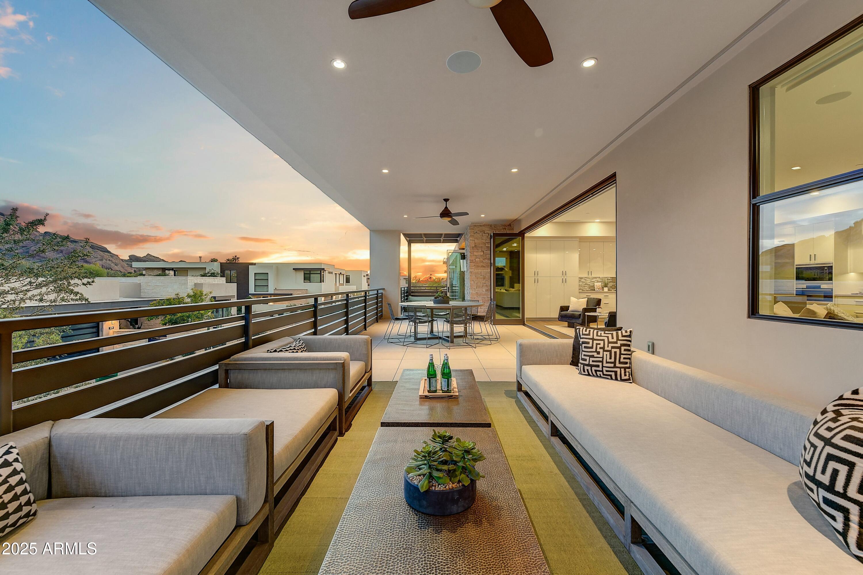 VILLAS AT MOUNTAIN SHADOWS - Residential
