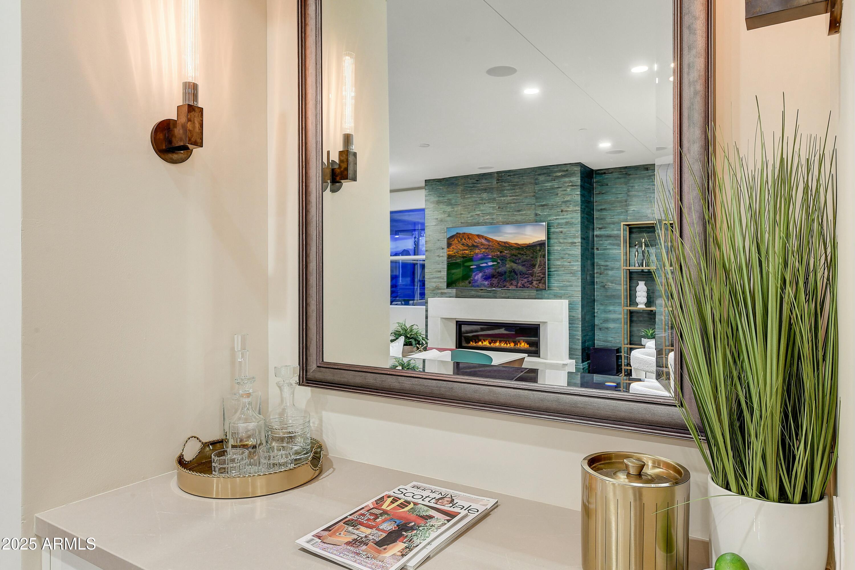 VILLAS AT MOUNTAIN SHADOWS - Residential