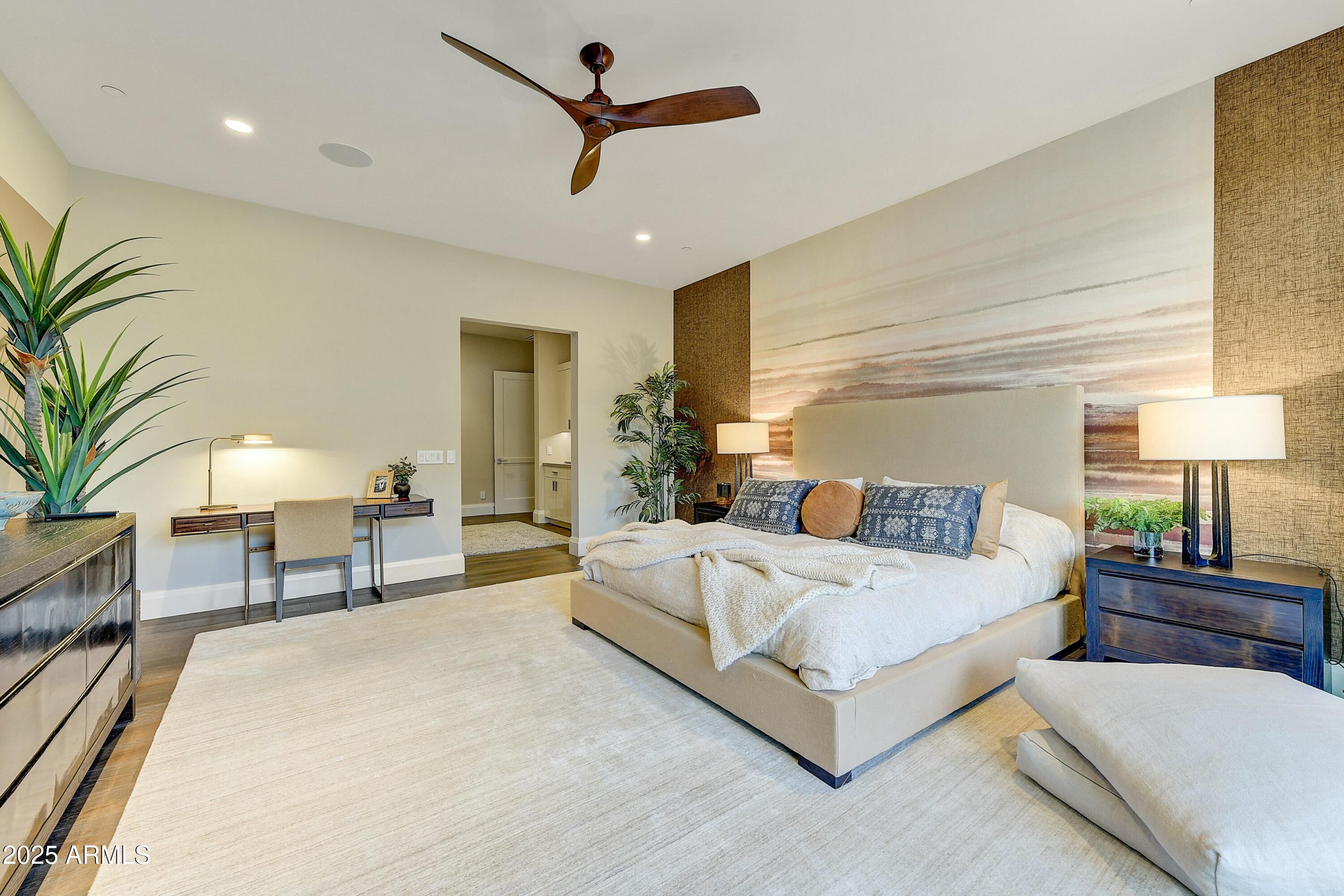 VILLAS AT MOUNTAIN SHADOWS - Residential