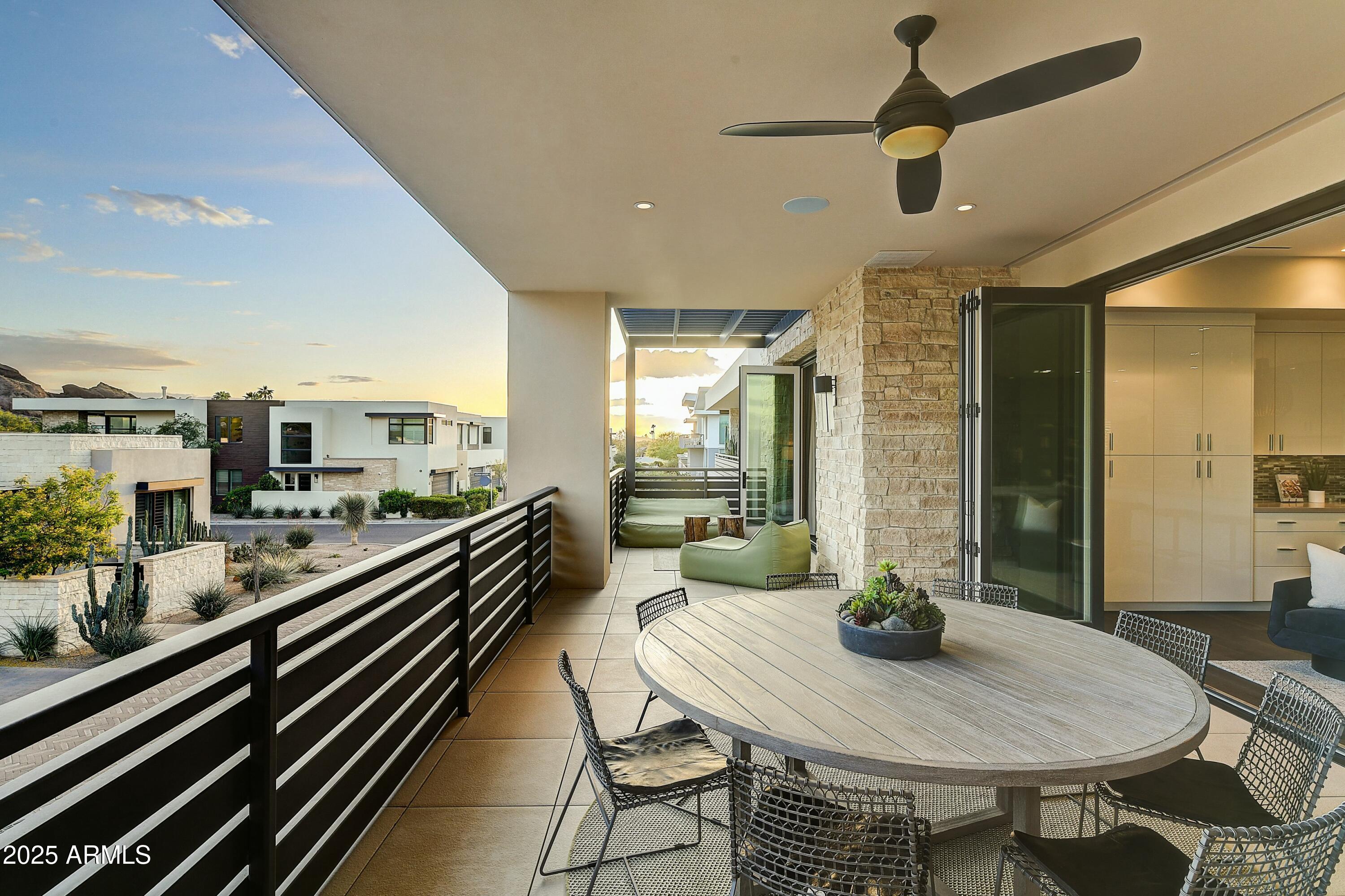 VILLAS AT MOUNTAIN SHADOWS - Residential