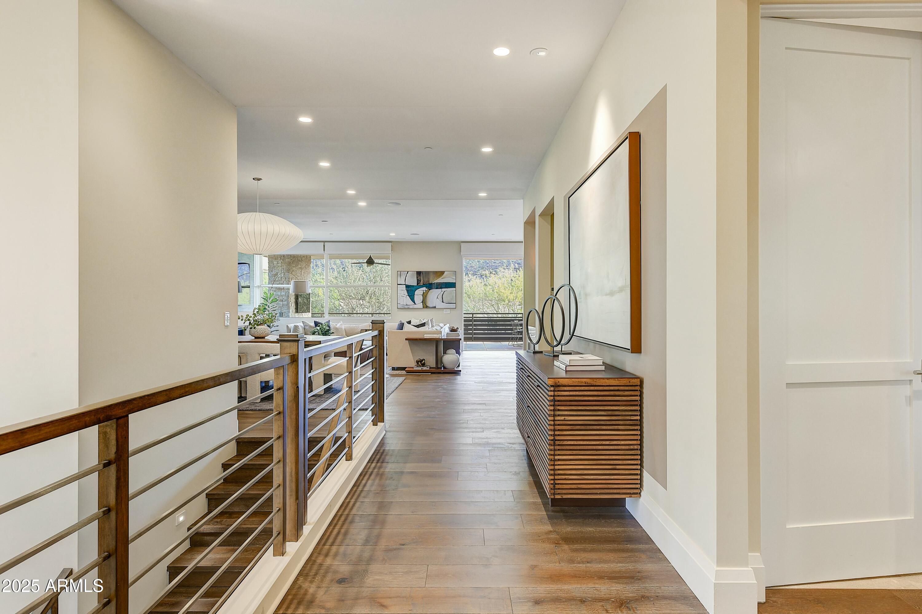 VILLAS AT MOUNTAIN SHADOWS - Residential