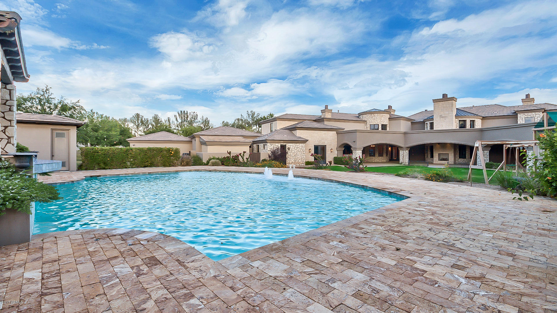 OAKWOOD HILLS - Residential