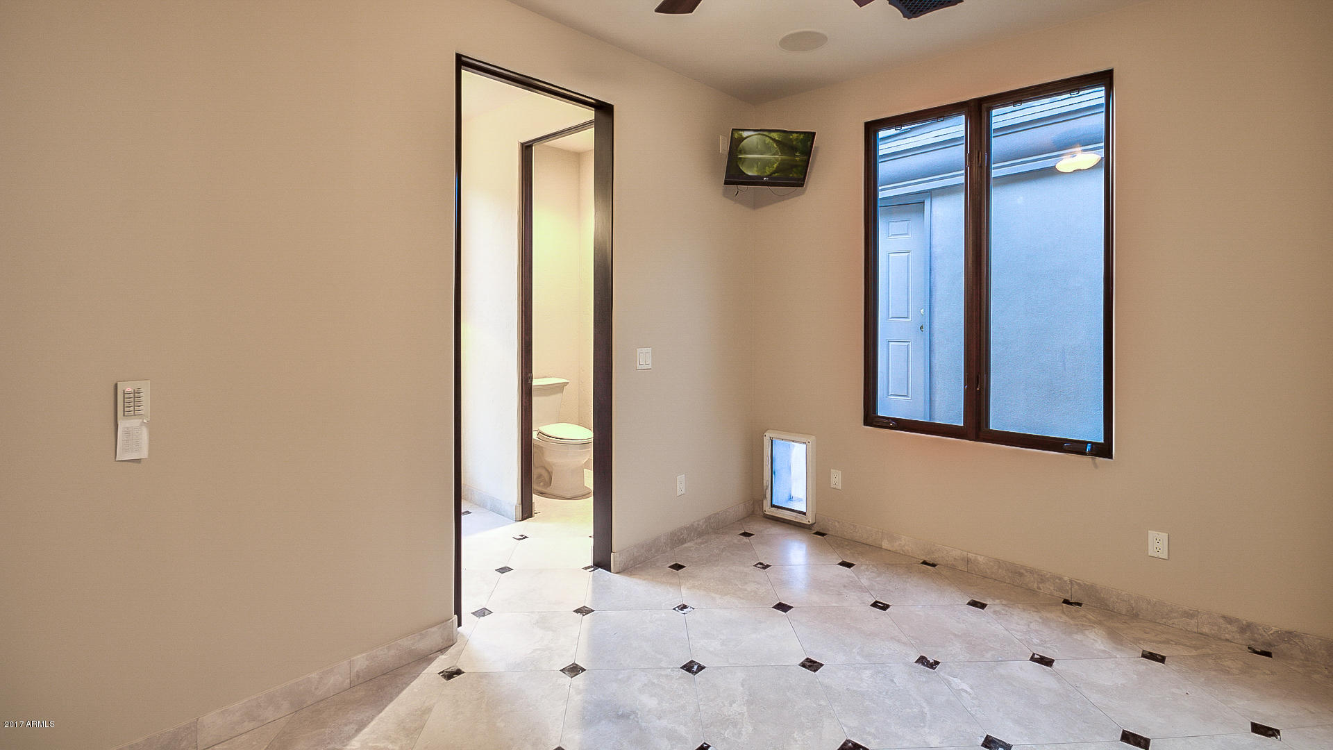 OAKWOOD HILLS - Residential