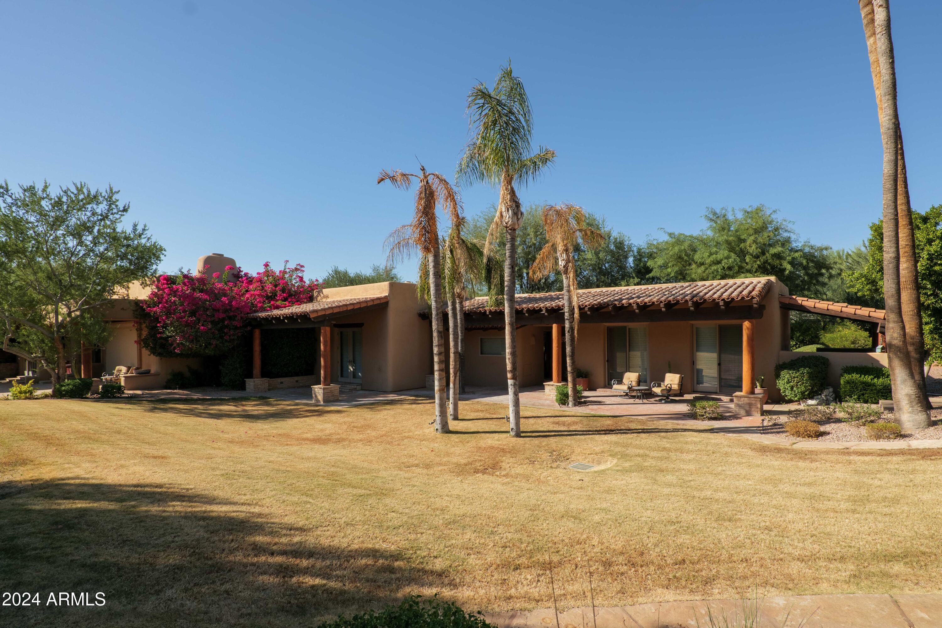 CAMELBACK RANCHOS - Residential